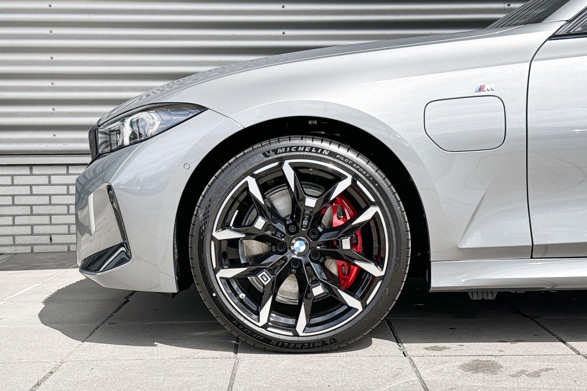 Foto van BMW 330e