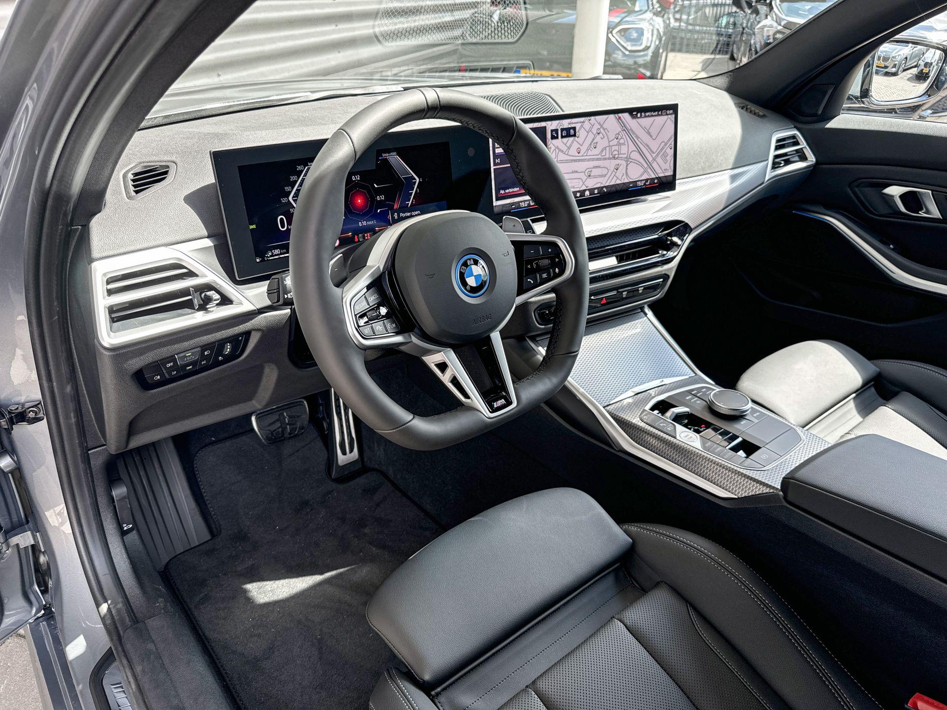 Foto van BMW 330e