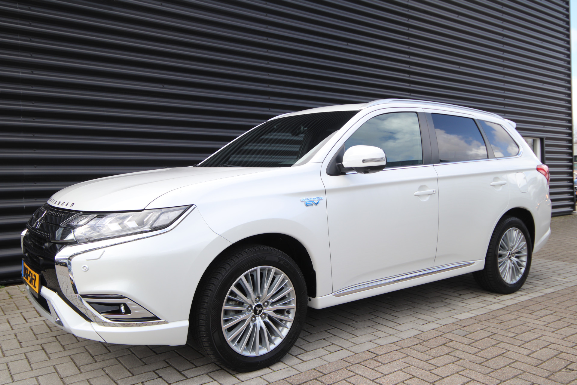 Foto van Mitsubishi Mitsubishi Outlander