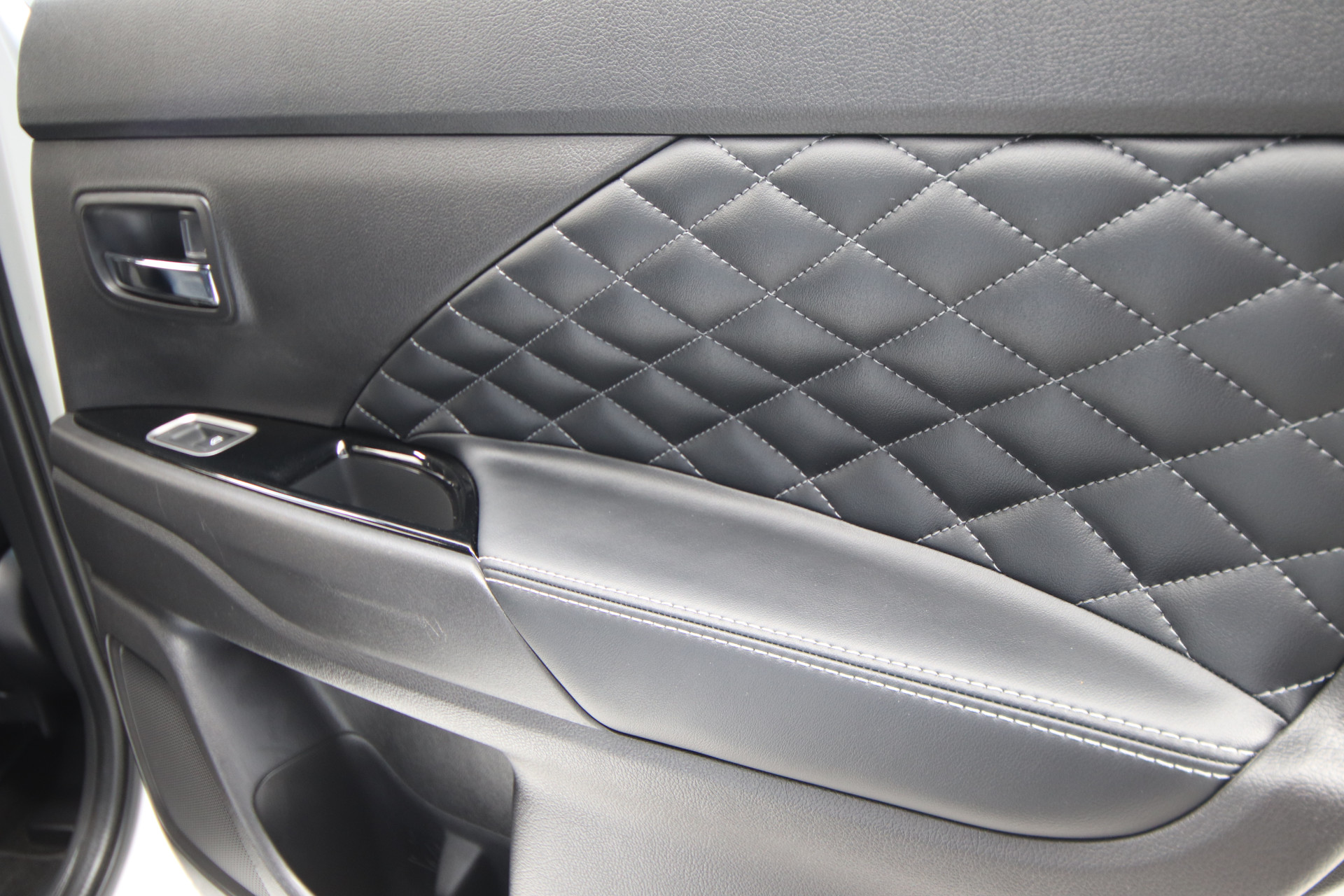 Foto van Mitsubishi Mitsubishi Outlander