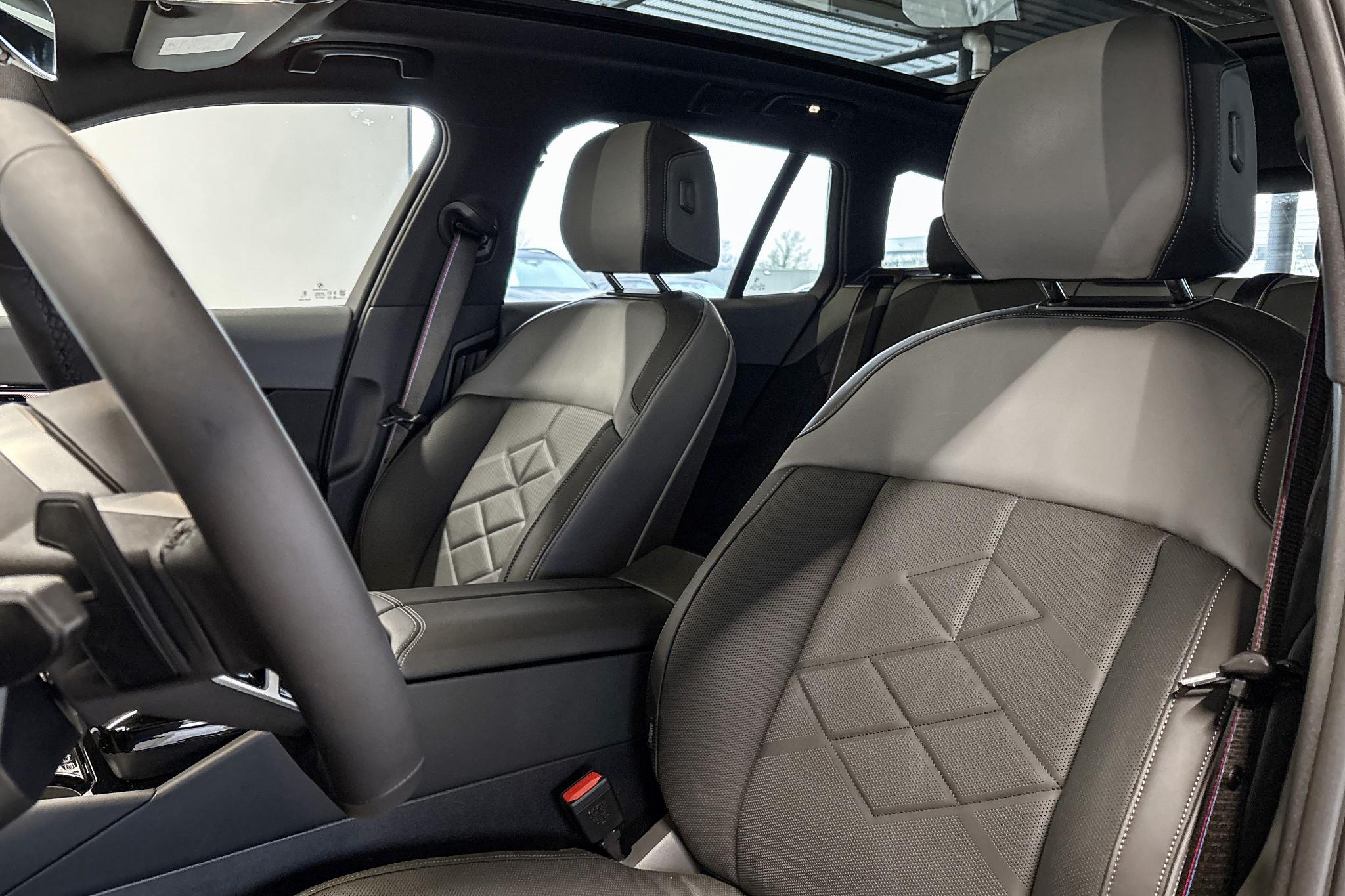 Foto van BMW 550e xDrive