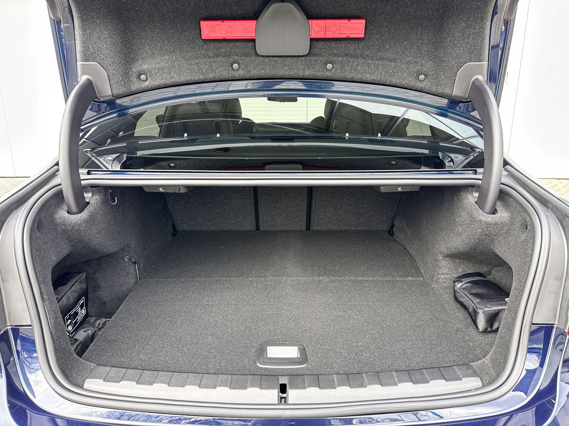 Foto van BMW 330e