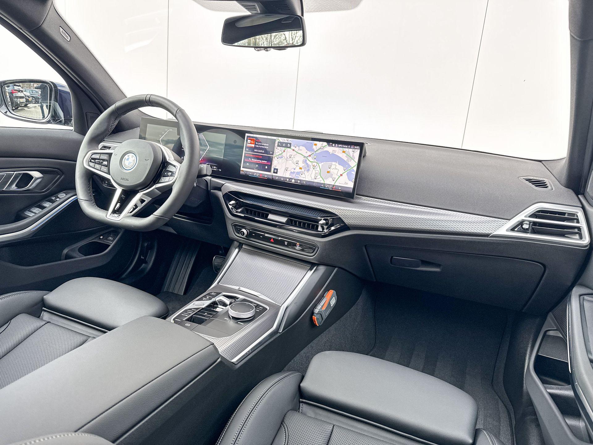 Foto van BMW 330e