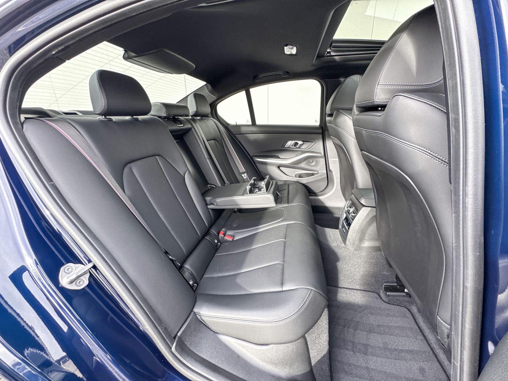 Foto van BMW 330e