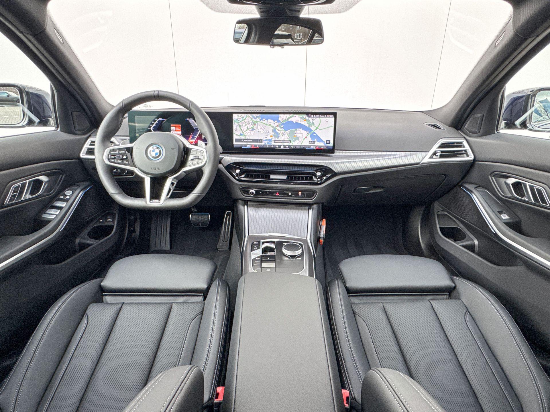Foto van BMW 330e