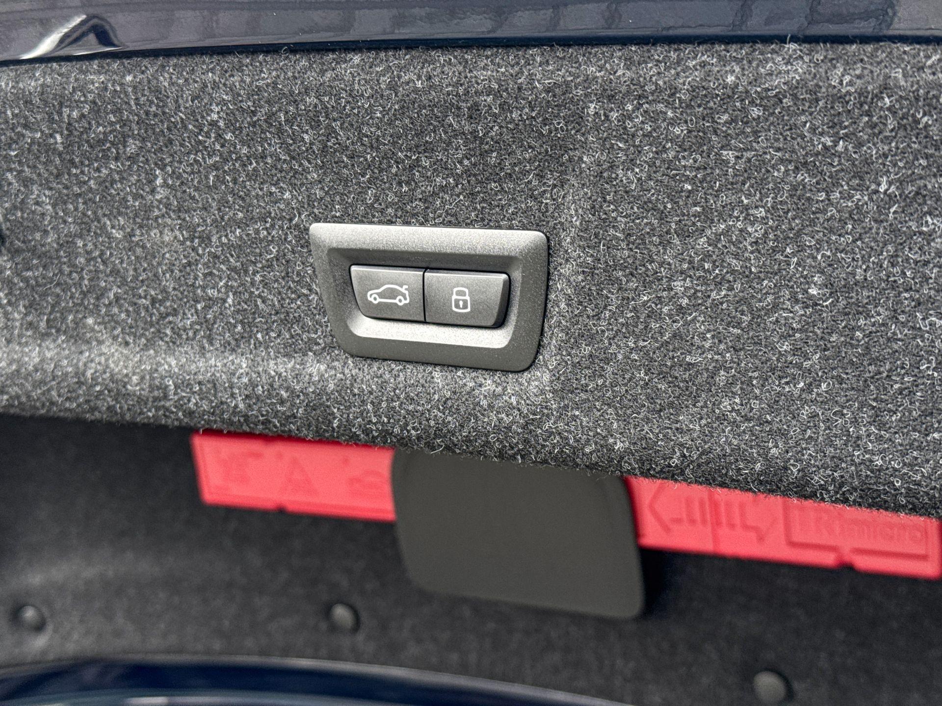 Foto van BMW 330e