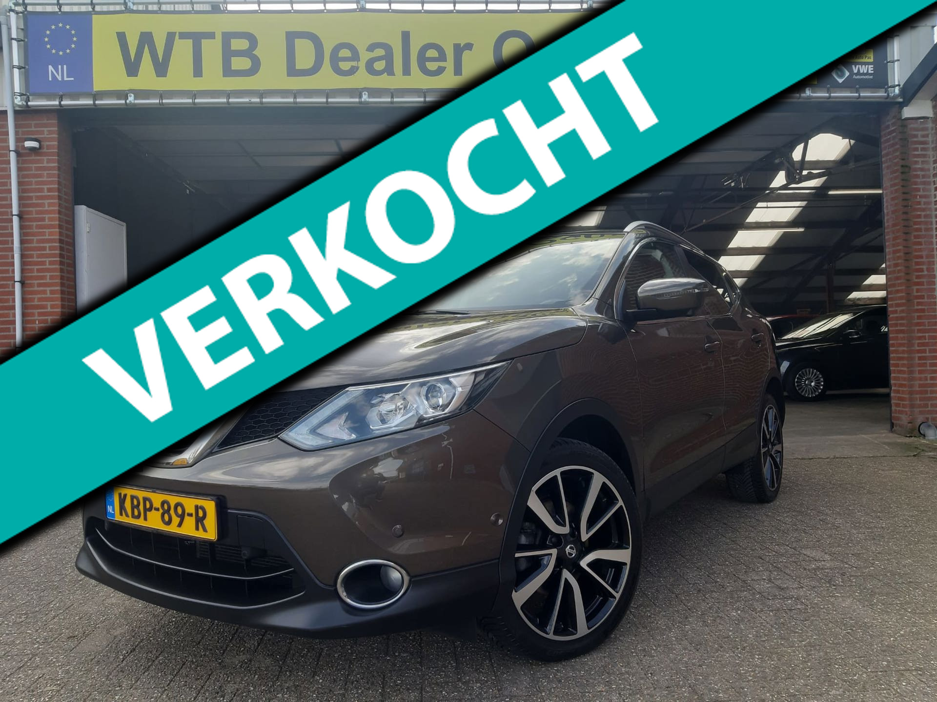 Nissan Qashqai 1.2 N-Vision, Panorama dak, 1e Eigenaar, Dealer onderhouden, Trekhaak, alle fabrieksopties 2017 - voorkant