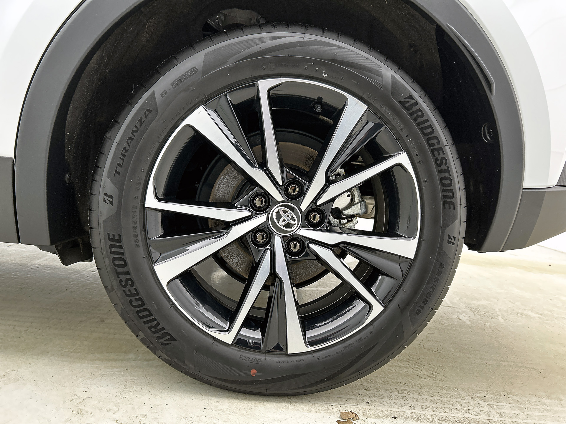 Foto van Toyota Toyota C-hr