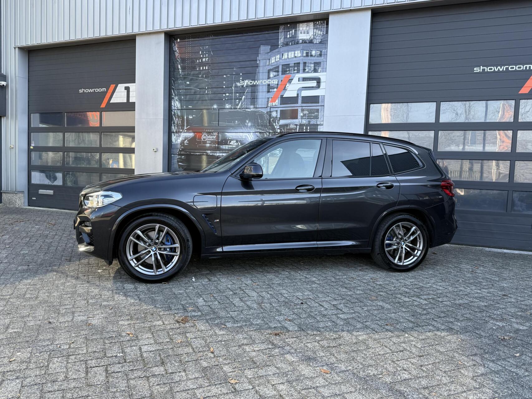 Foto van BMW X3 Xdrive30e