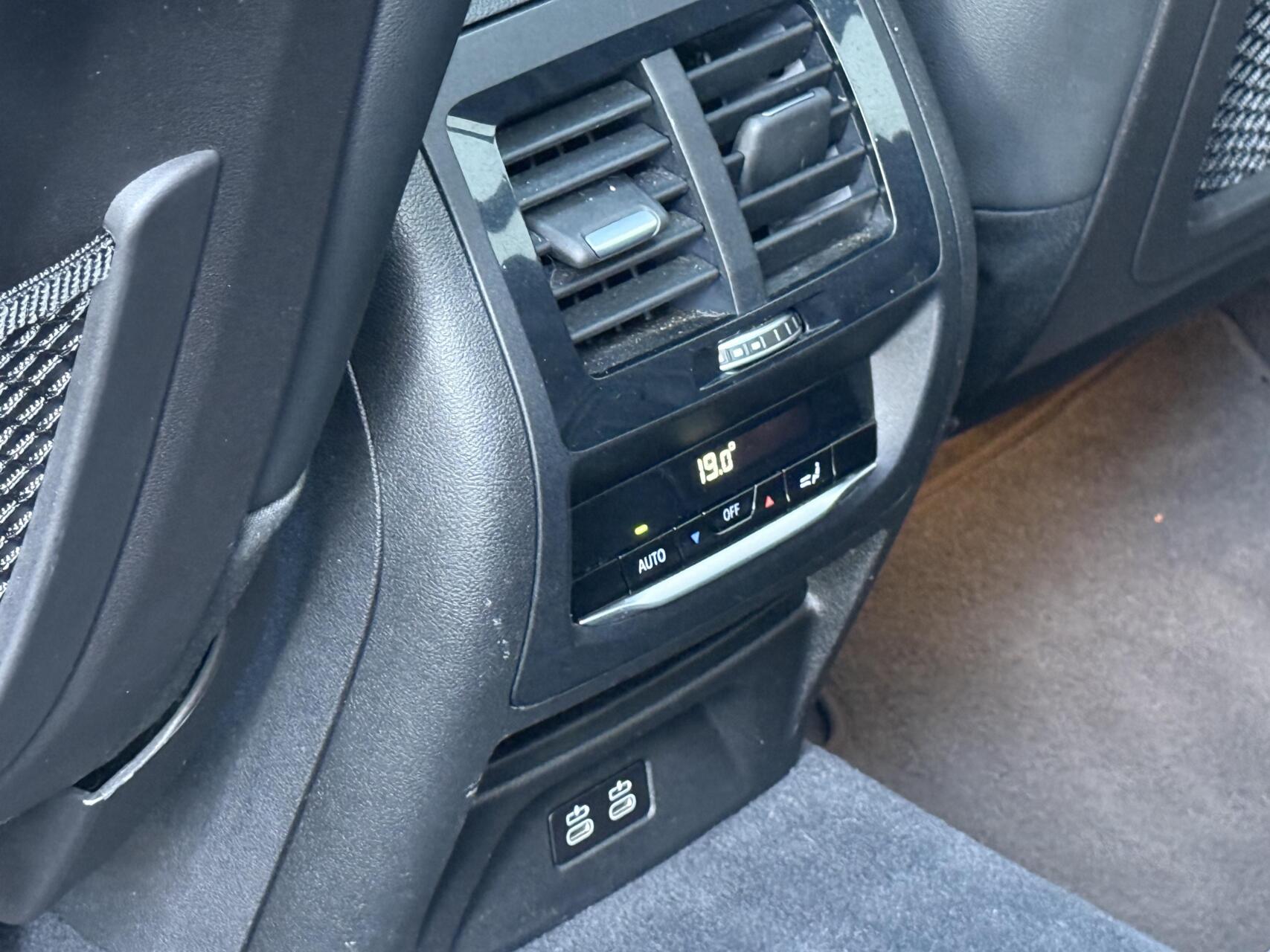Foto van BMW X3 Xdrive30e