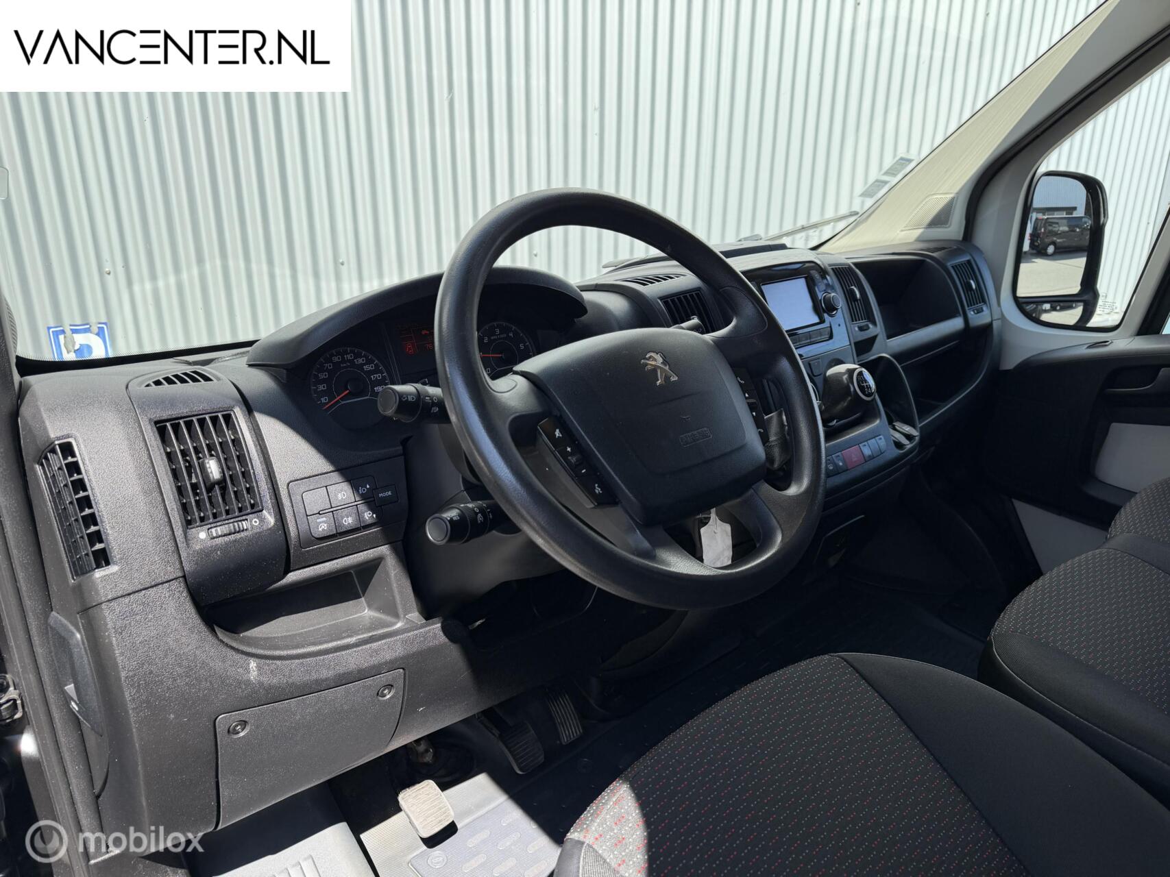 Foto van Peugeot Boxer