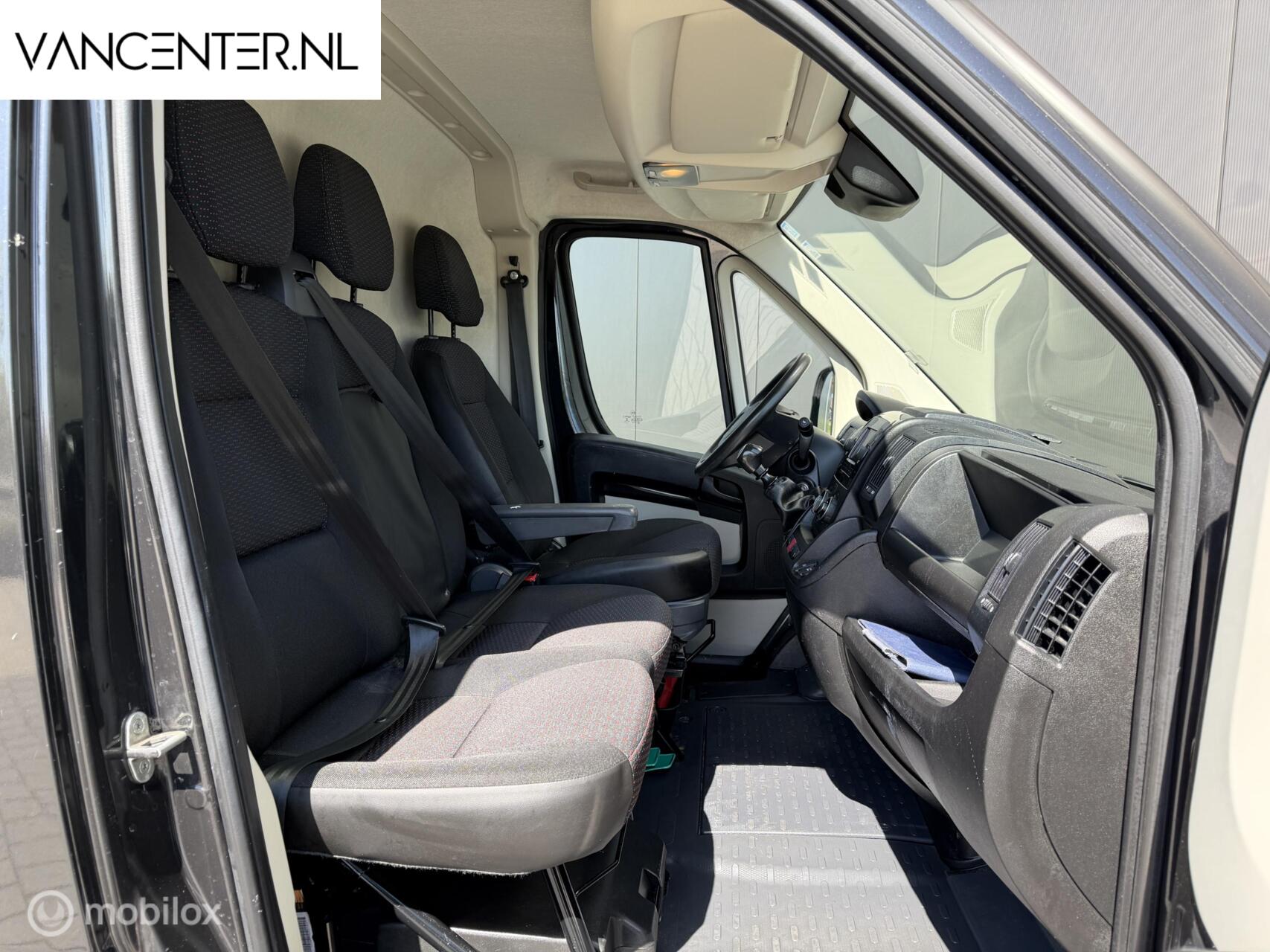 Foto van Peugeot Boxer