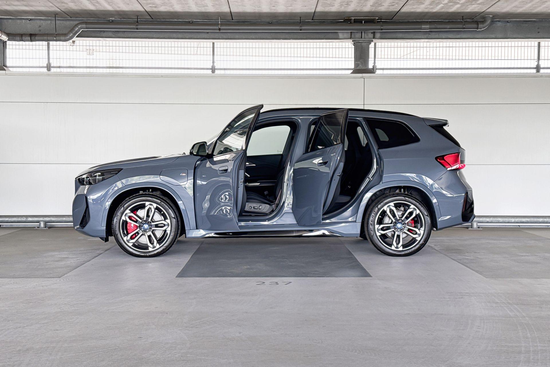 Foto van BMW X1 Xdrive25e