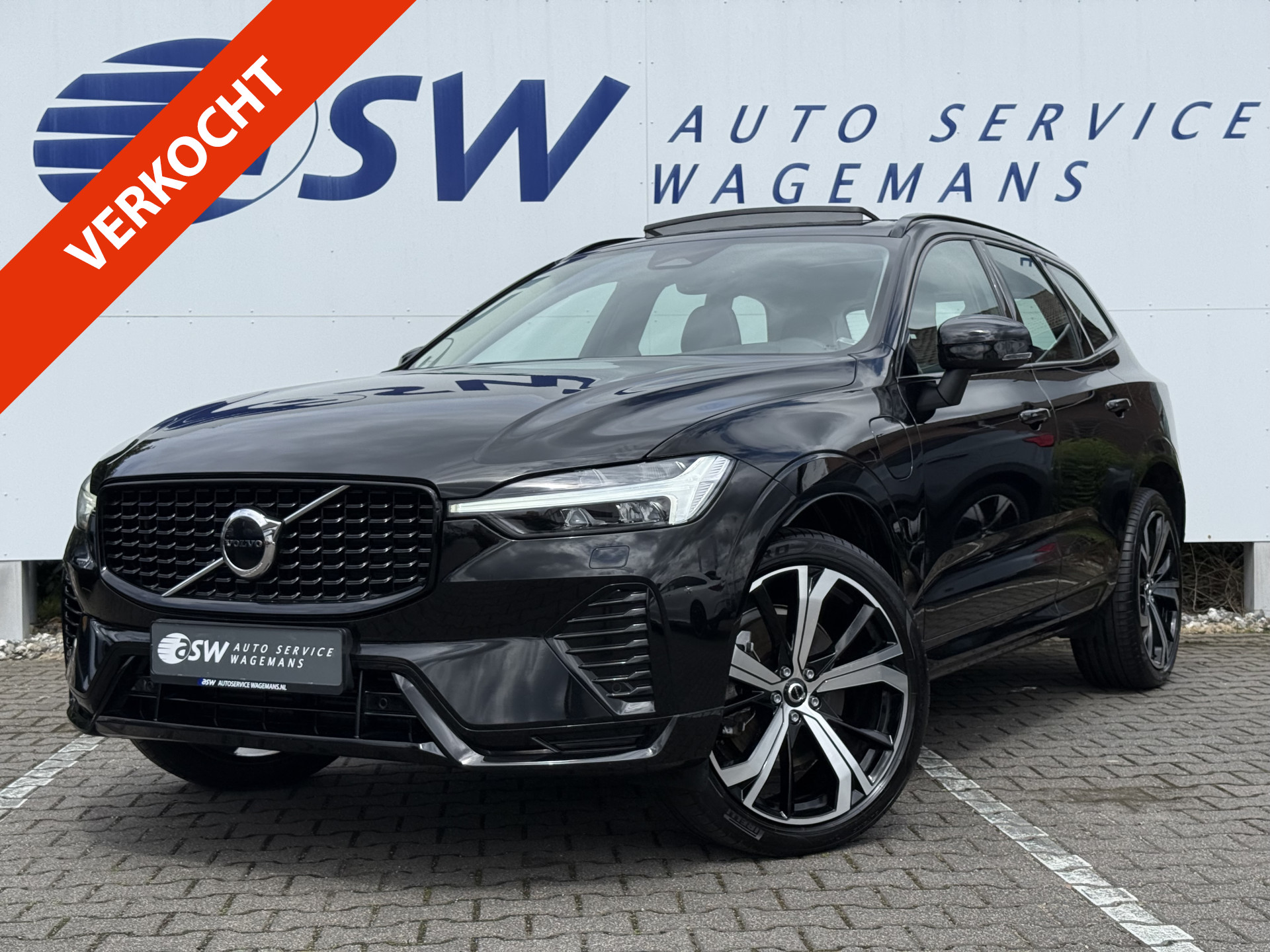 Volvo Xc60 2.0 T6 Plug-in hybrid AWD Plus Dark 2023 - voorkant