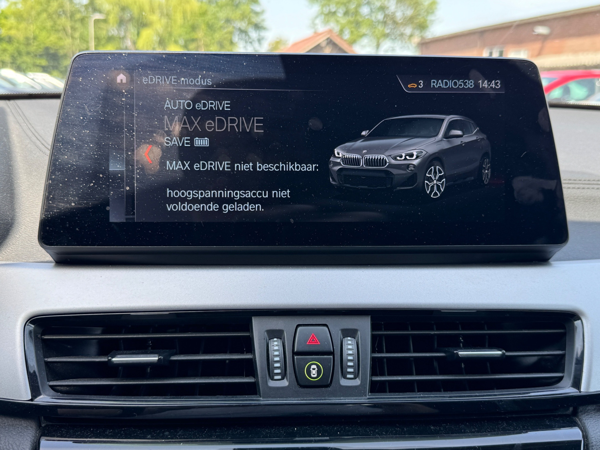 Foto van BMW X2 Xdrive25e