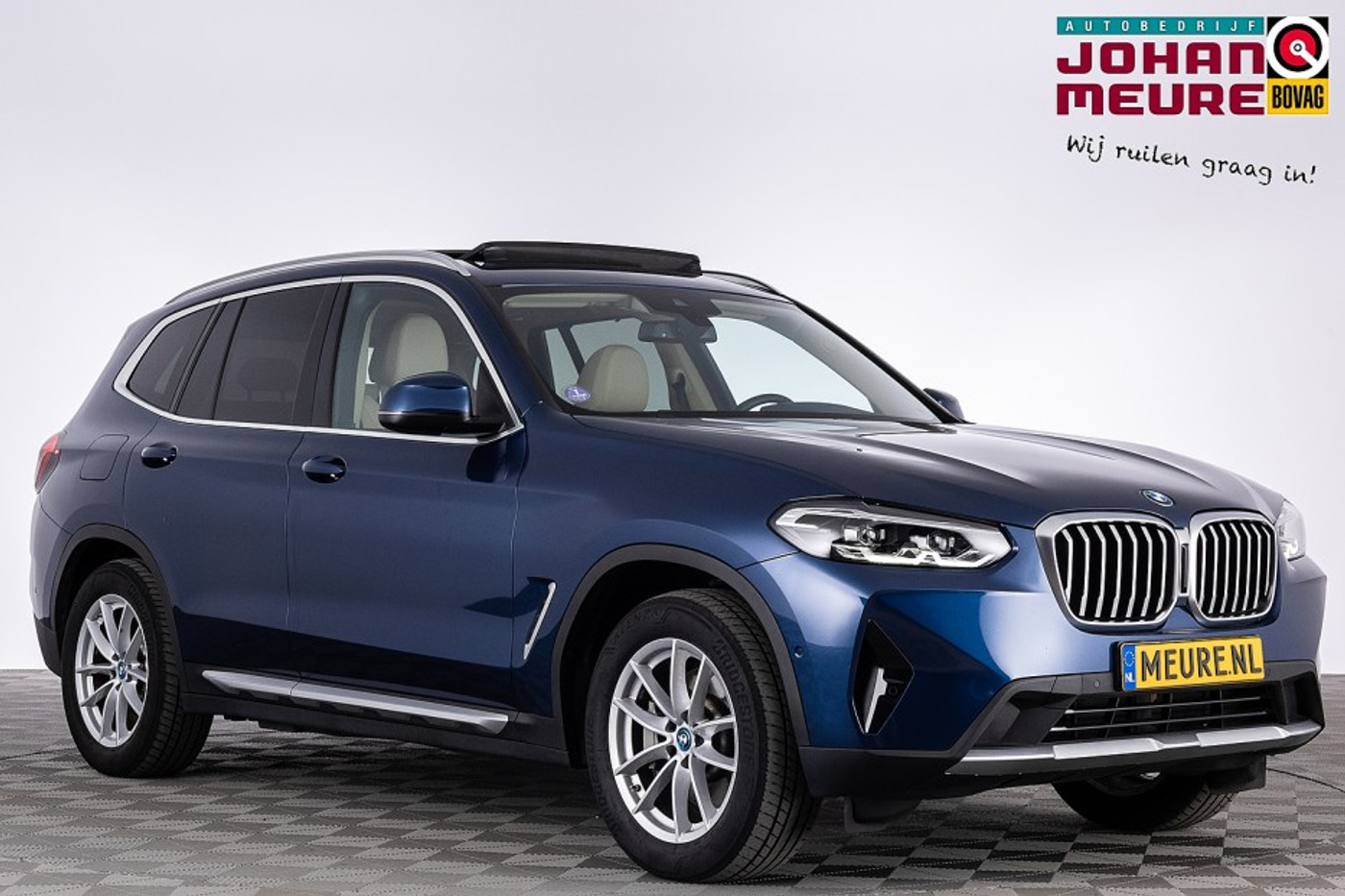BMW X3 xDrive30e High Executive | PANORAMADAK | LEDER | CAMERA | PHEV . 2023 - voorkant