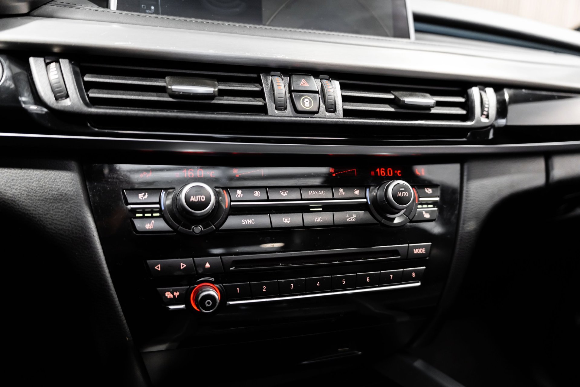 Foto van BMW X5 Xdrive30d
