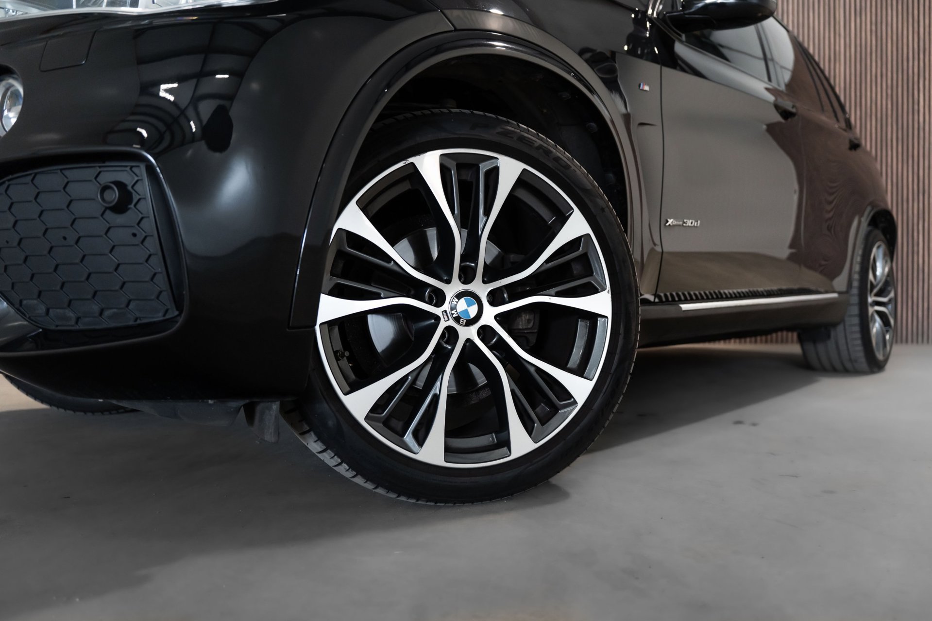 Foto van BMW X5 Xdrive30d