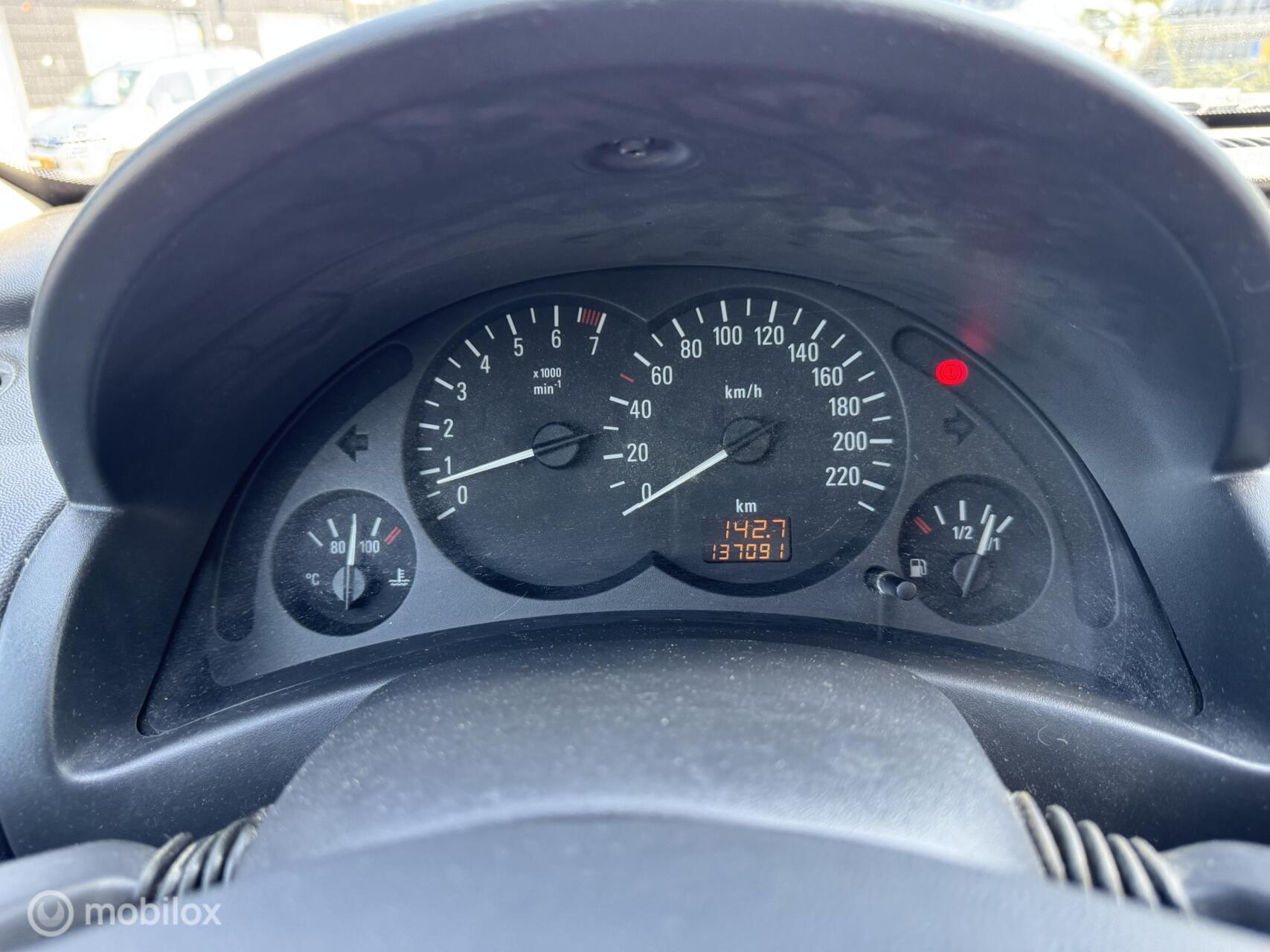 Foto van Opel Corsa-c