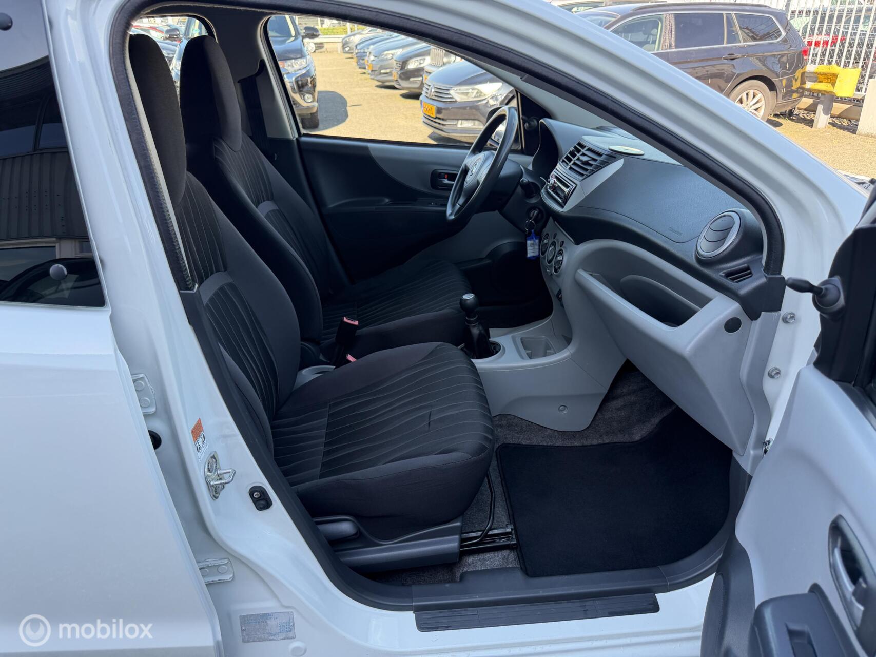 Foto van Nissan Nissan Pixo