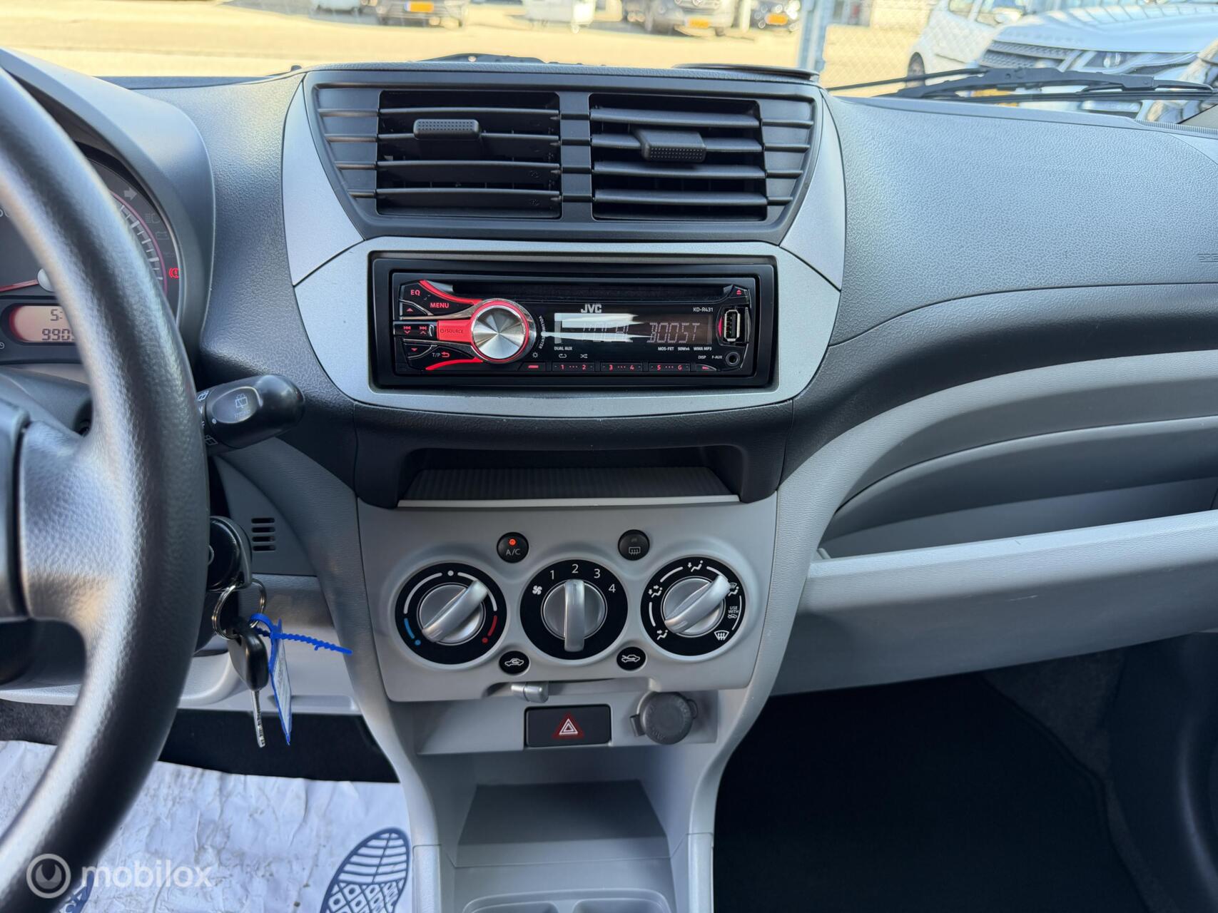 Foto van Nissan Nissan Pixo