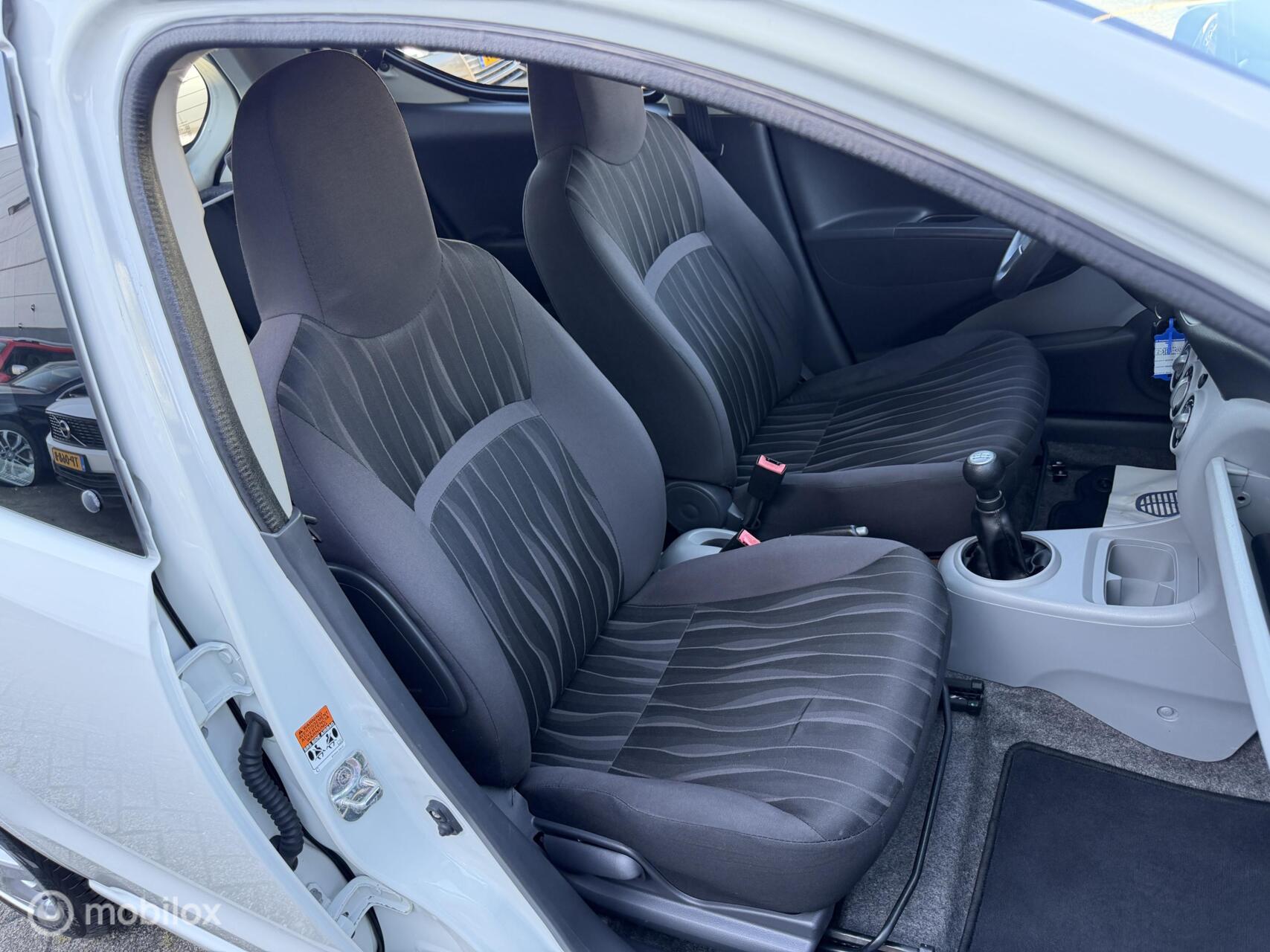 Foto van Nissan Nissan Pixo