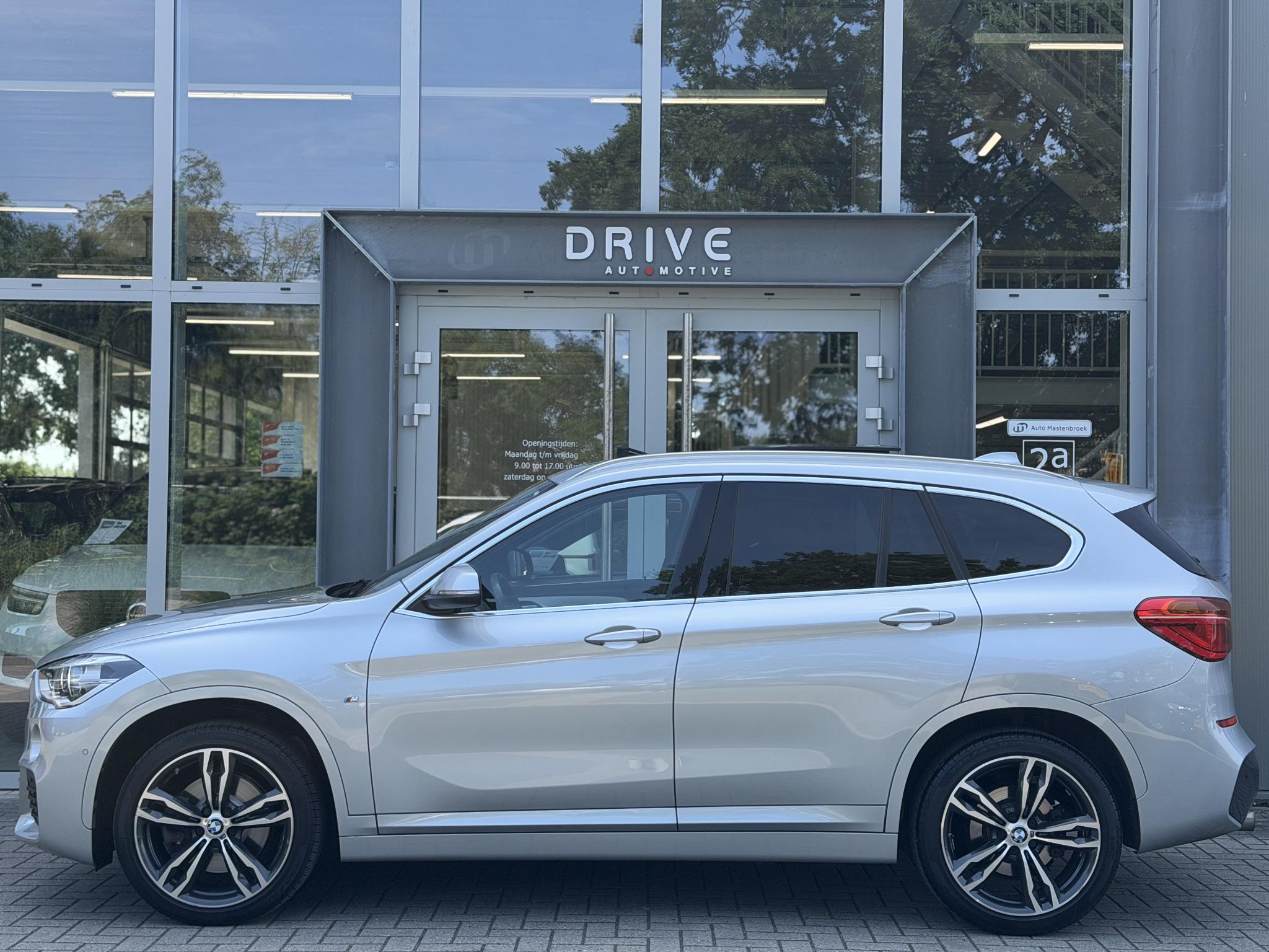 Foto van BMW X1 Xdrive25i