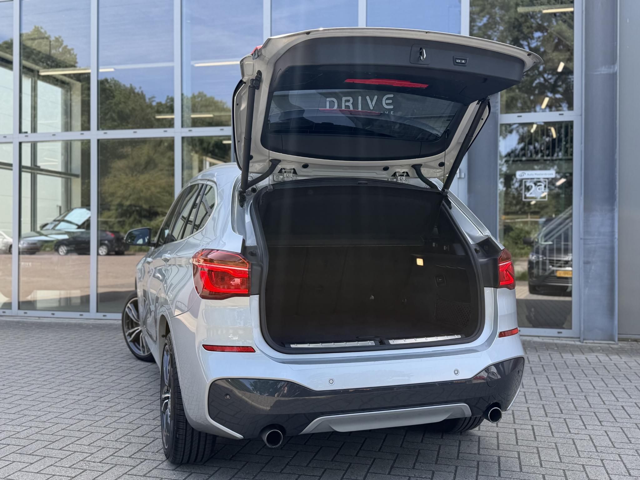 Foto van BMW X1 Xdrive25i