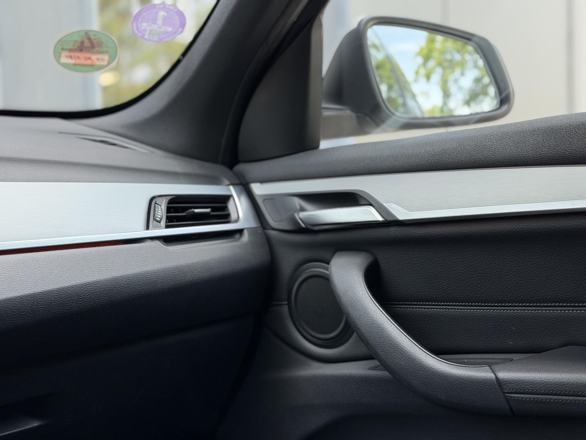 Foto van BMW X1 Xdrive25i