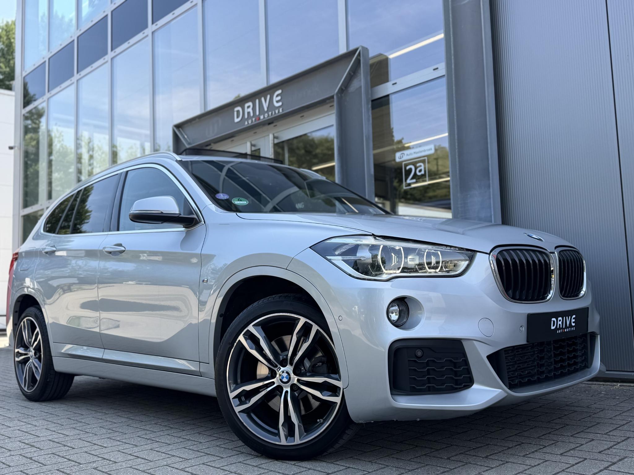 Foto van BMW X1 Xdrive25i