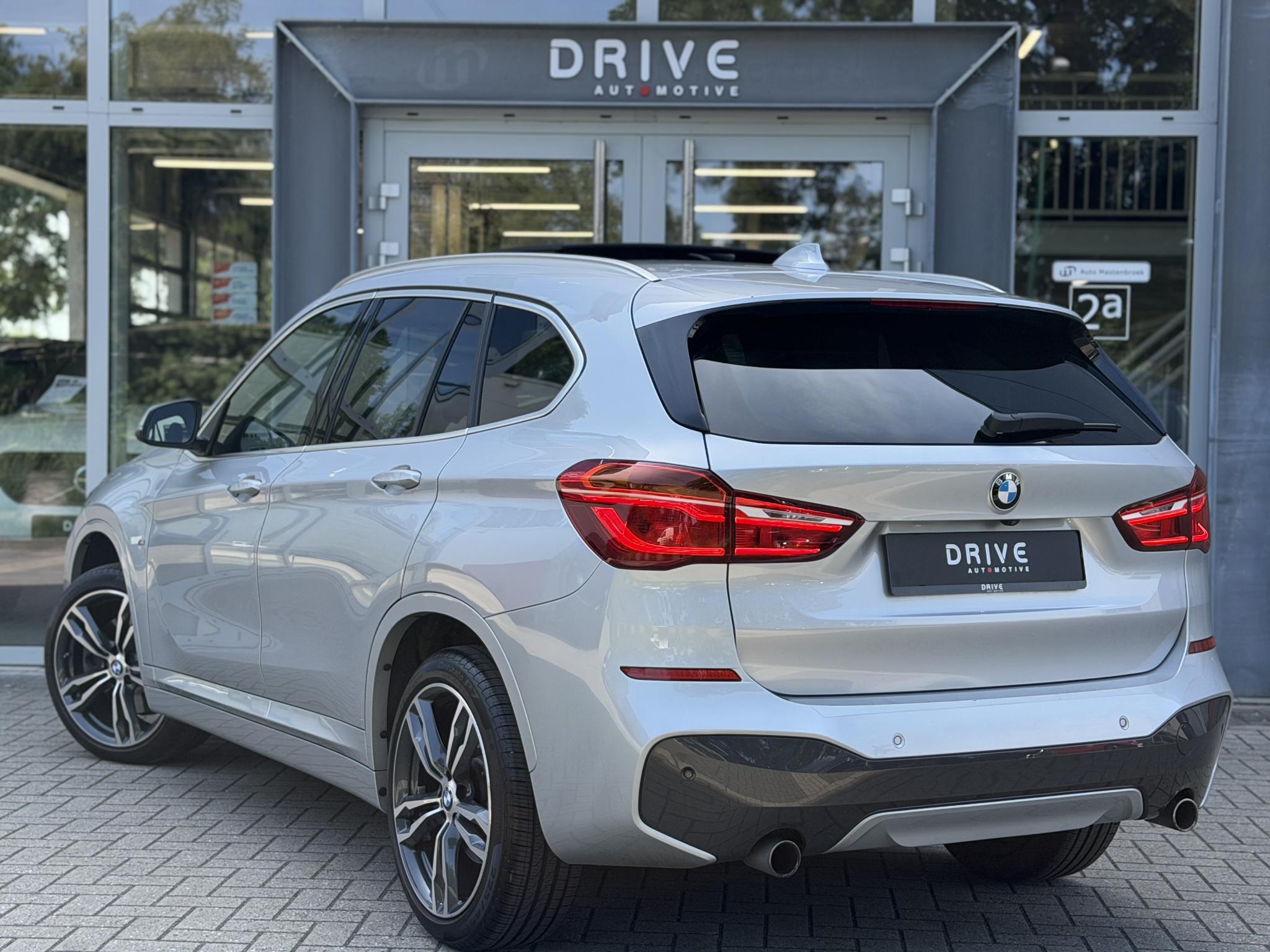 Foto van BMW X1 Xdrive25i