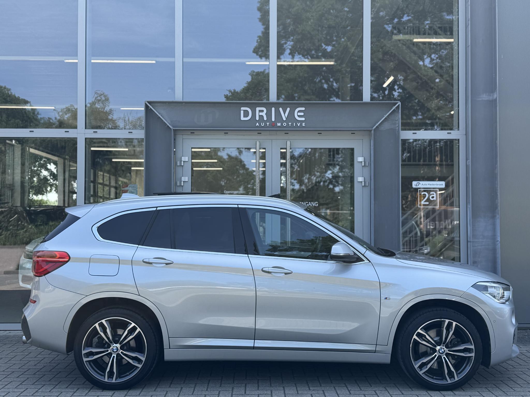 Foto van BMW X1 Xdrive25i