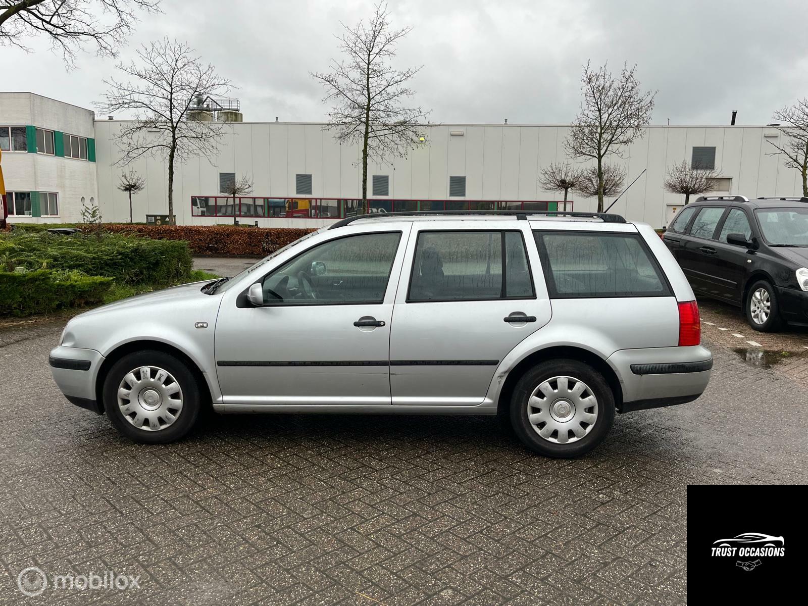 Foto van Volkswagen Golf Variant