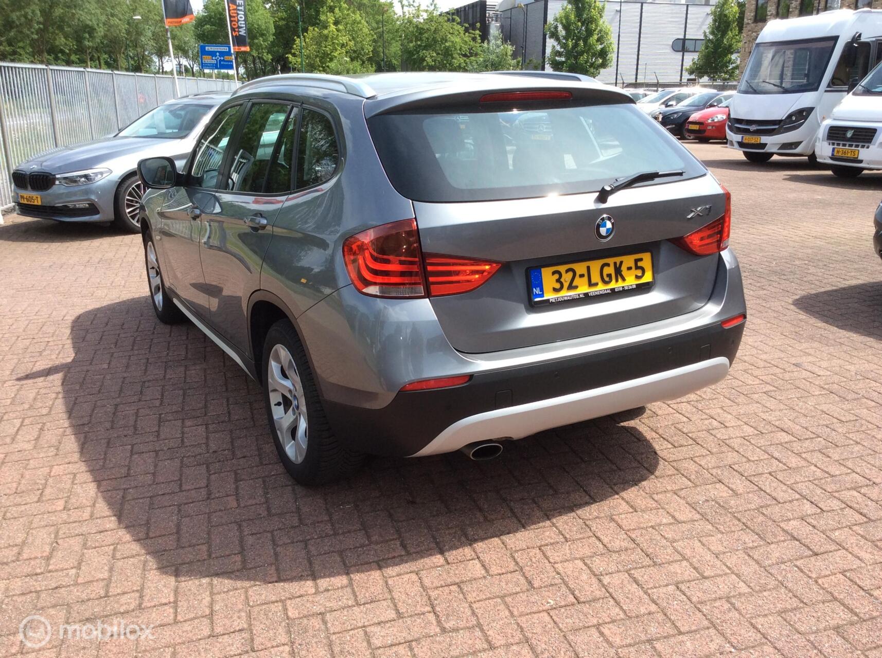 Foto van BMW X1 sDrive 18i