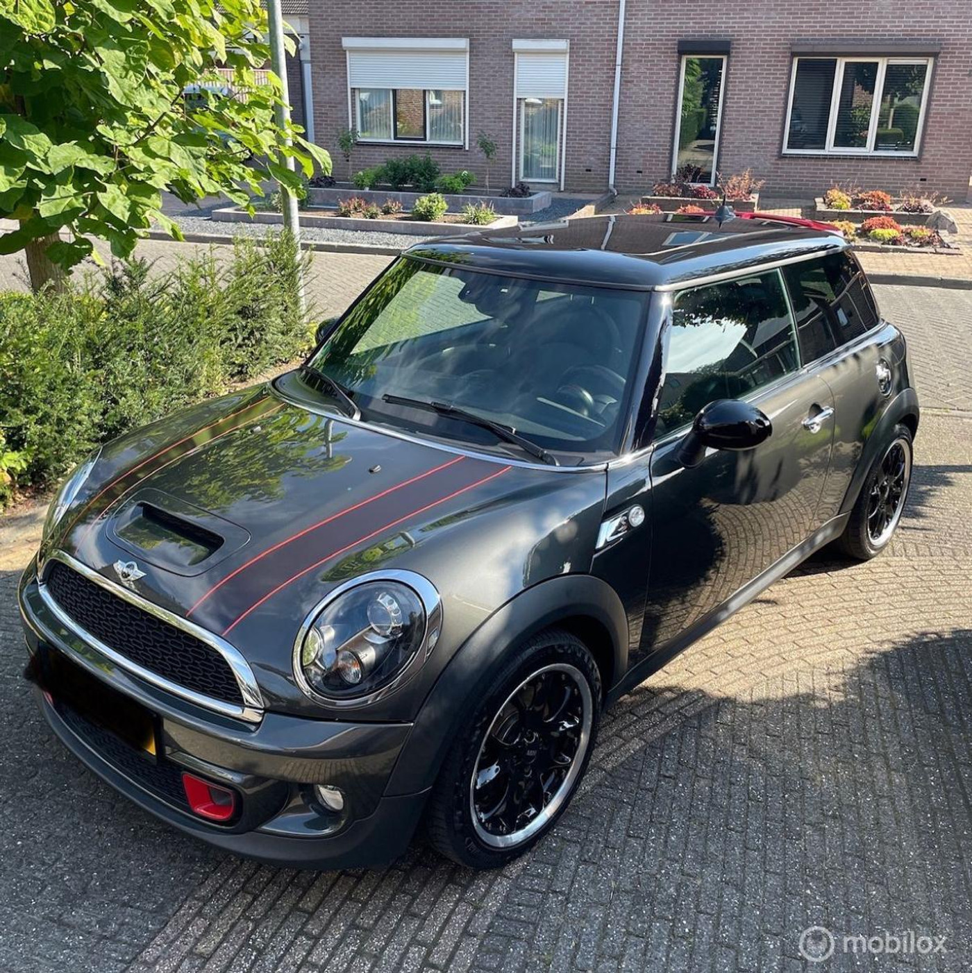 Foto van MINI COOPER S