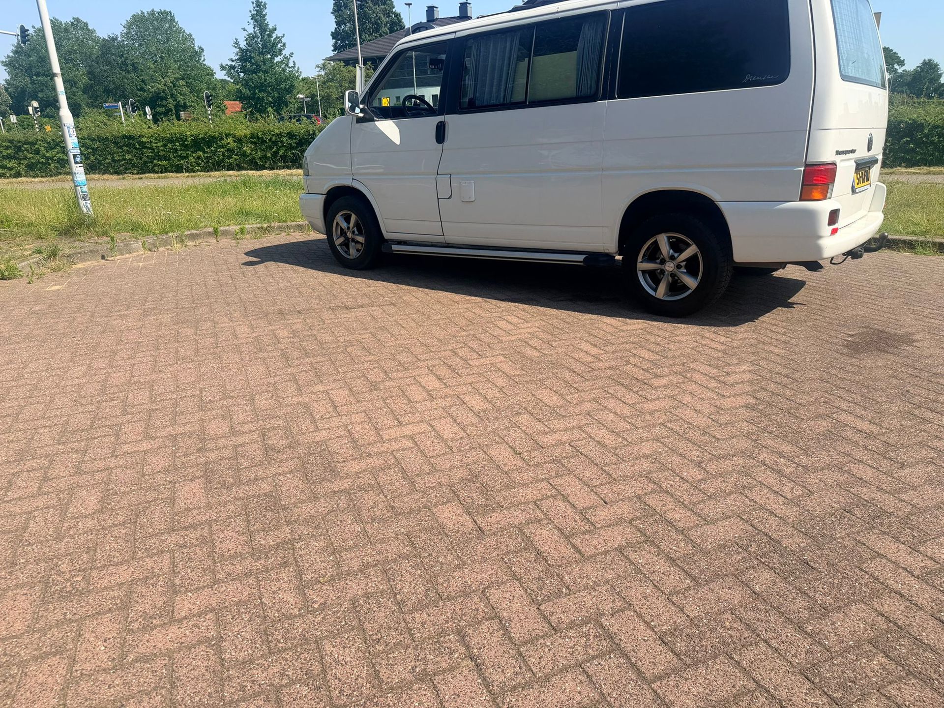 Foto van Volkswagen Transporter Bestel 1,0 Tdi 75 KW