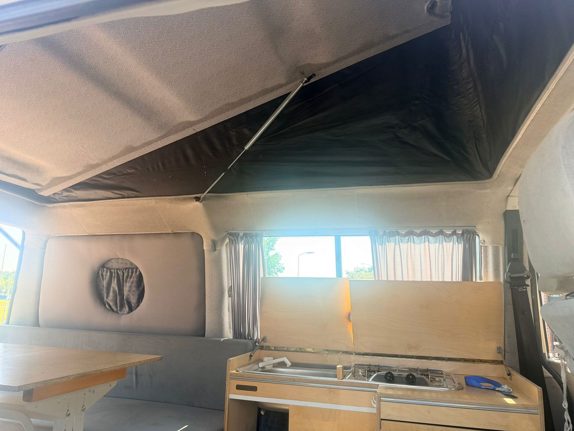 Foto van Volkswagen Transporter Bestel 1,0 Tdi 75 KW