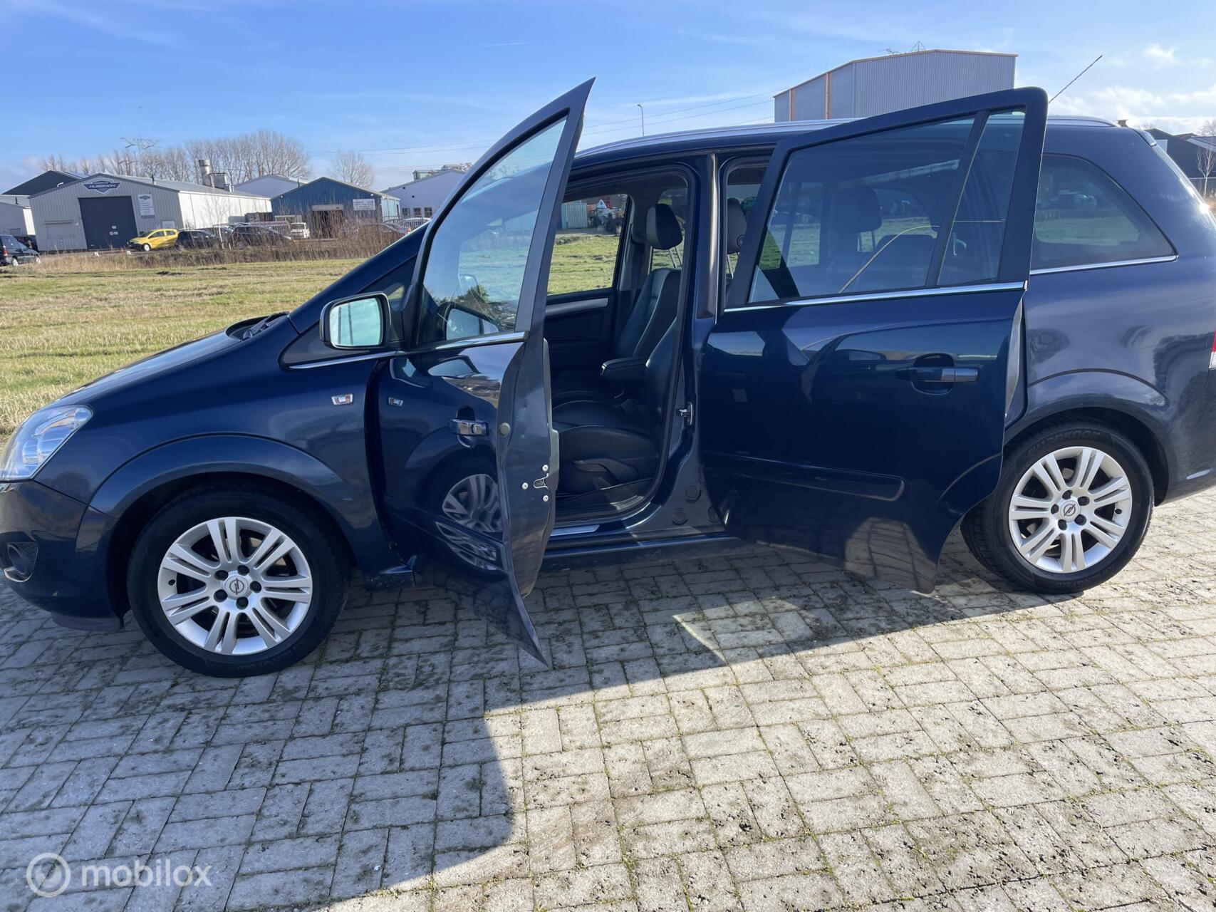 Foto van Opel Zafira