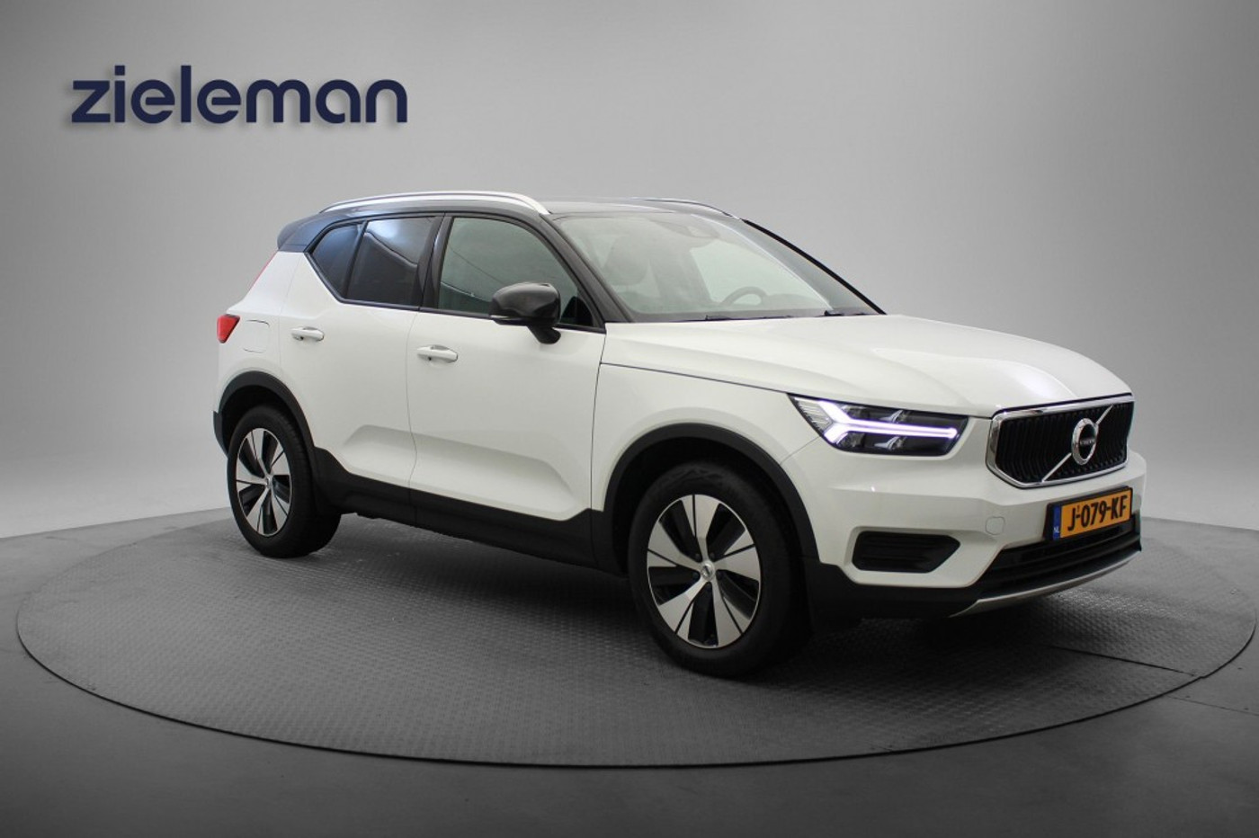 Foto van Volvo XC40