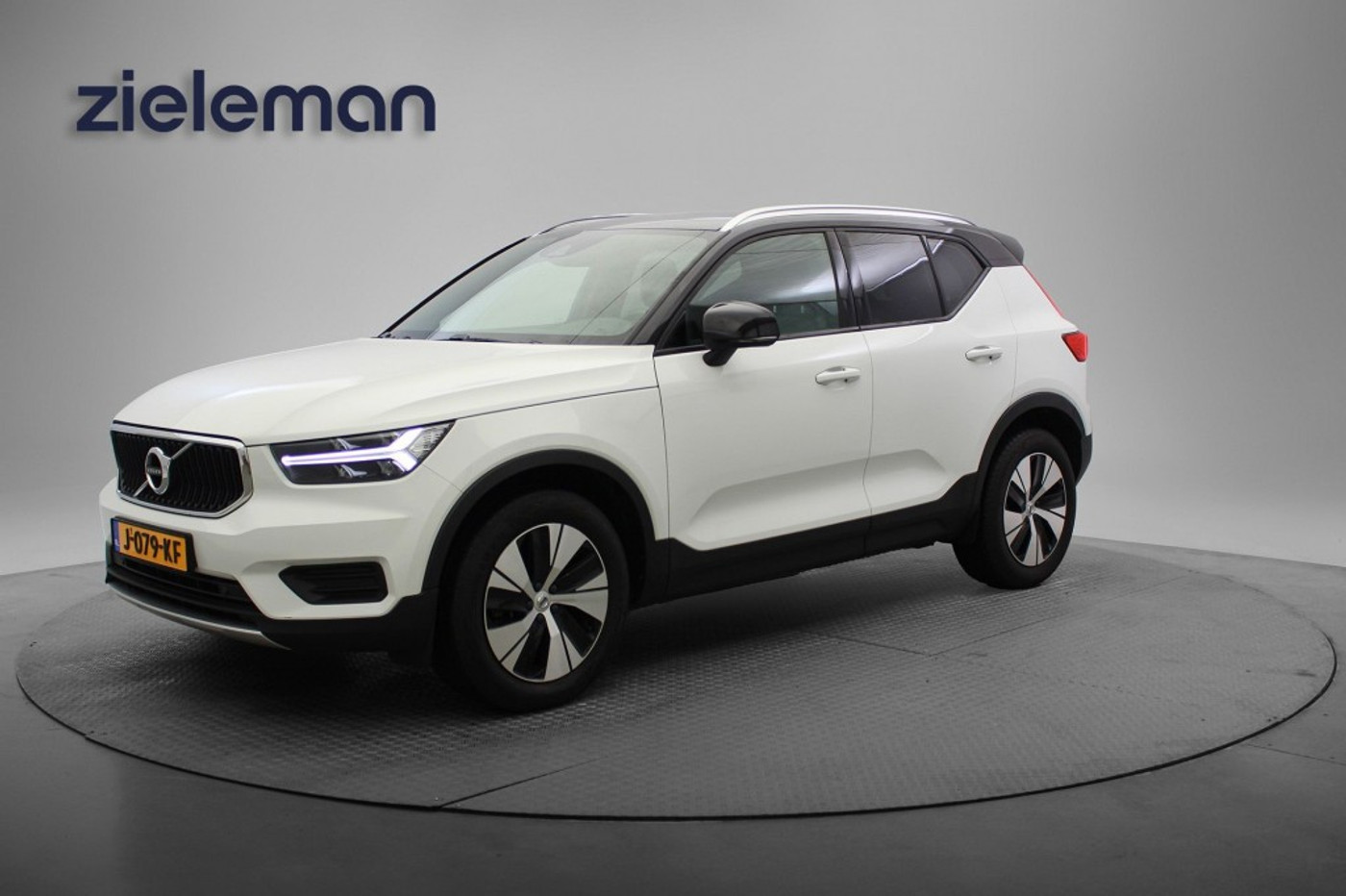 Foto van Volvo XC40