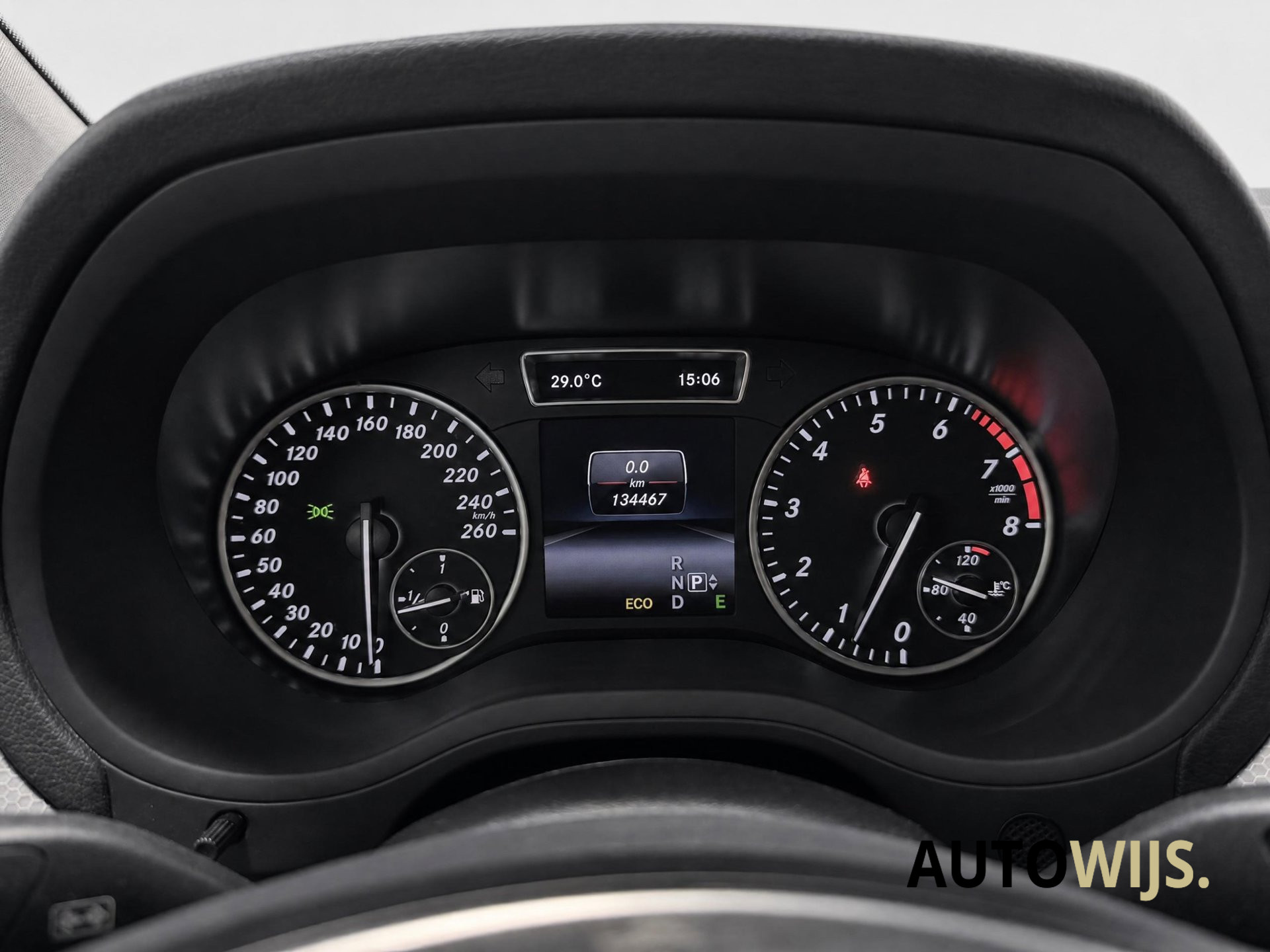 Foto van Mercedes-Benz B 180