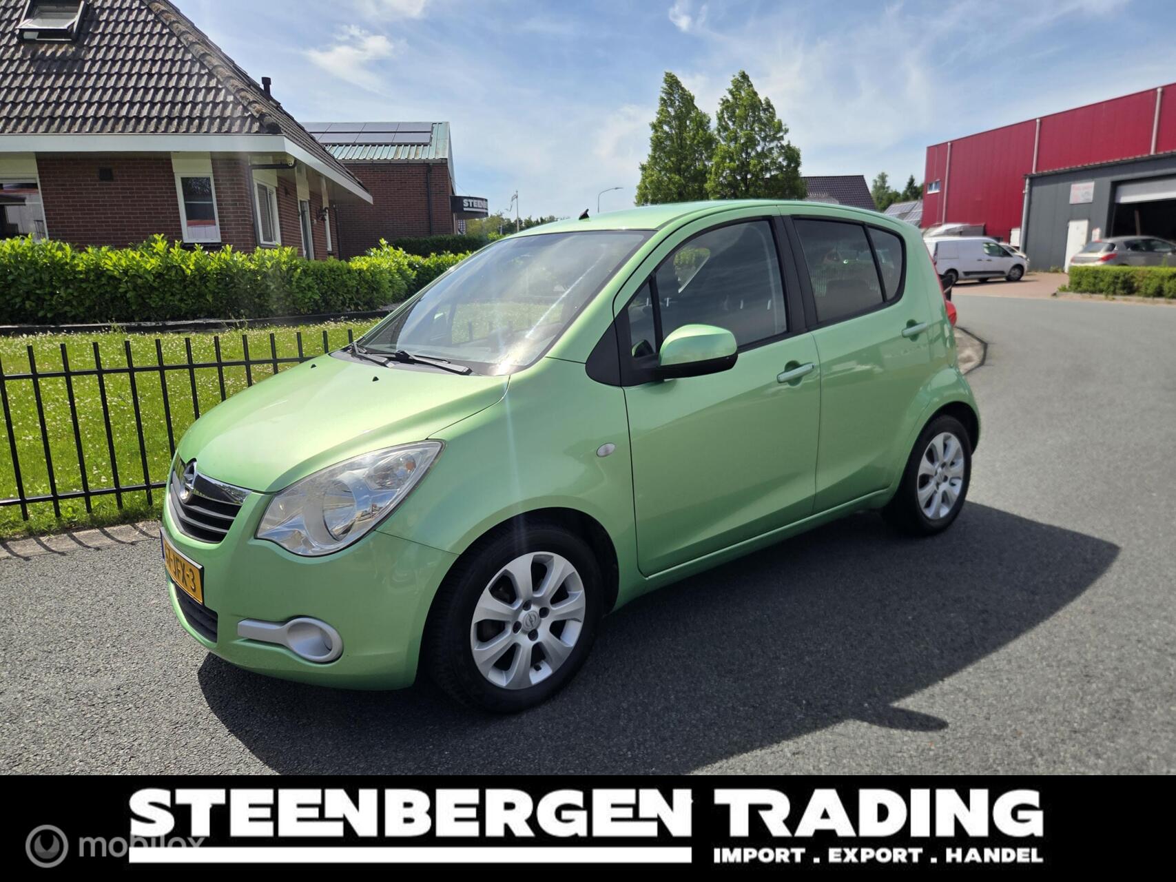 Foto van Opel Agila