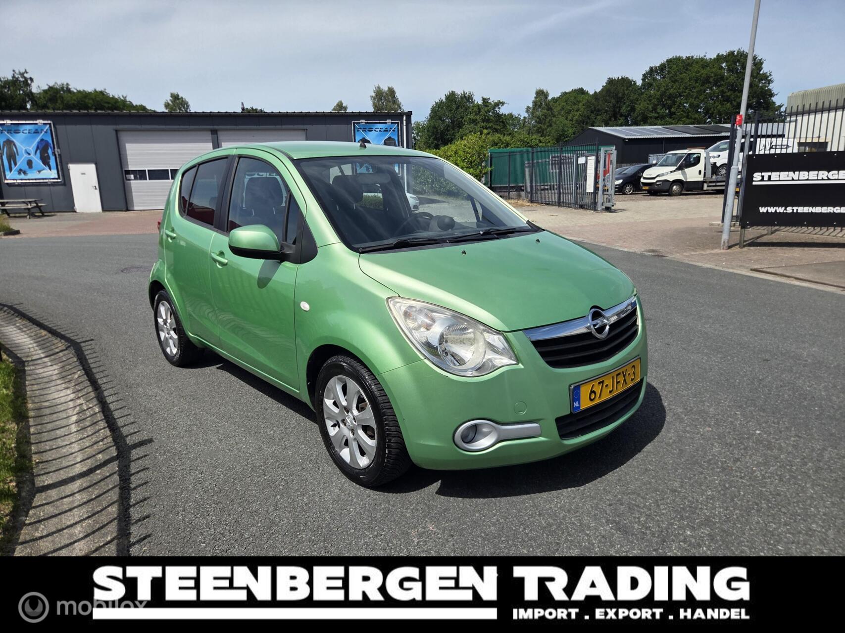 Foto van Opel Agila