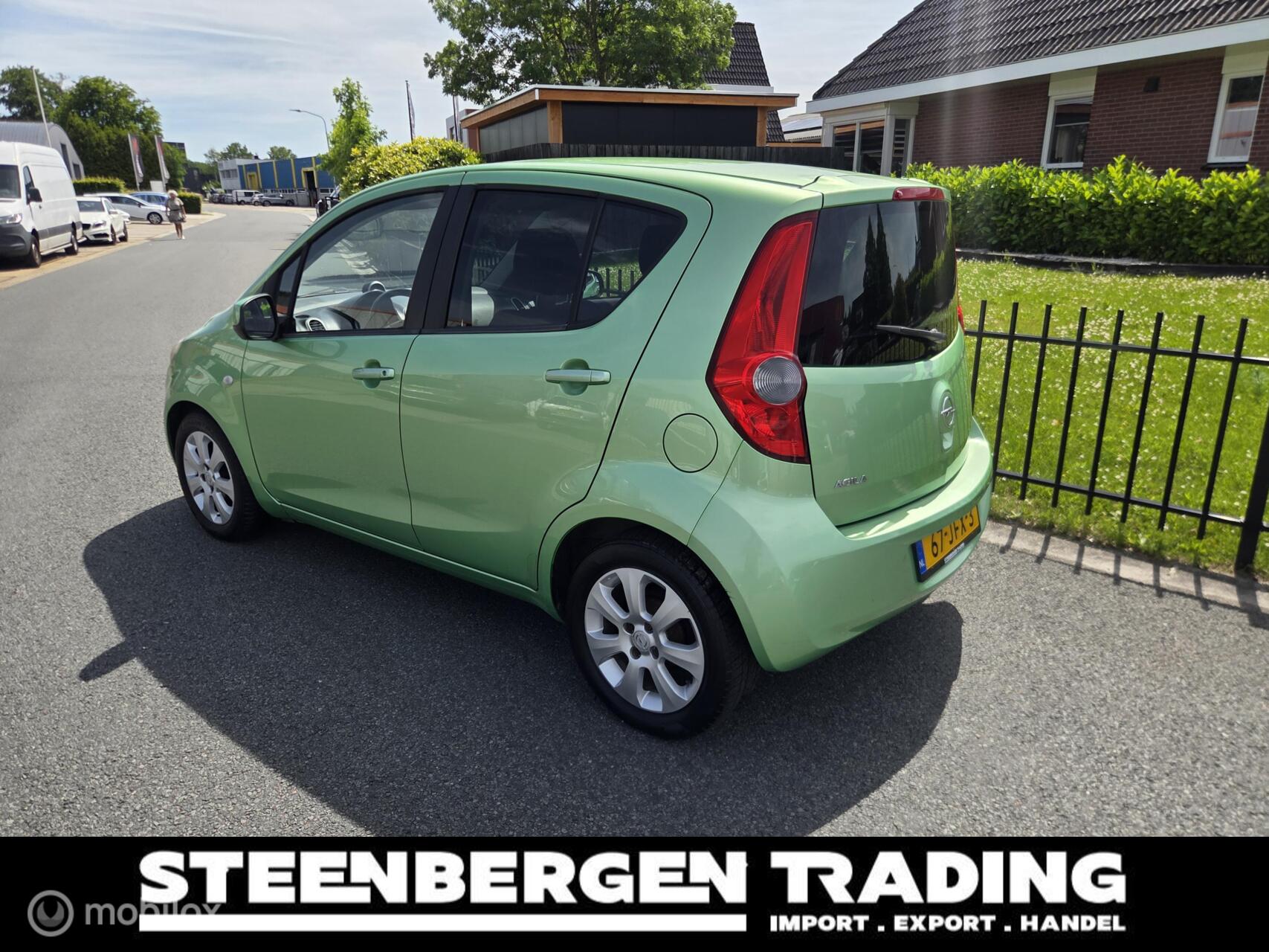 Foto van Opel Agila