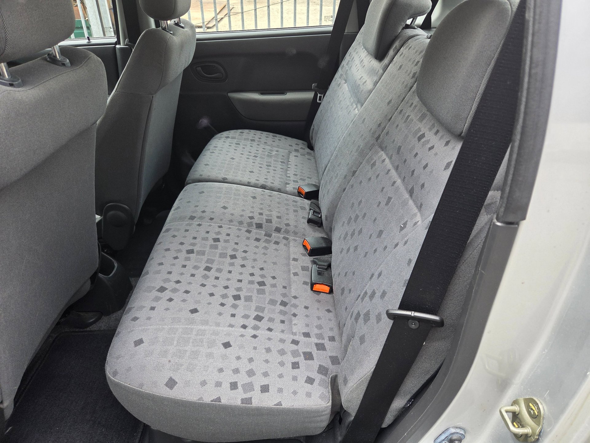 Foto van Opel Agila