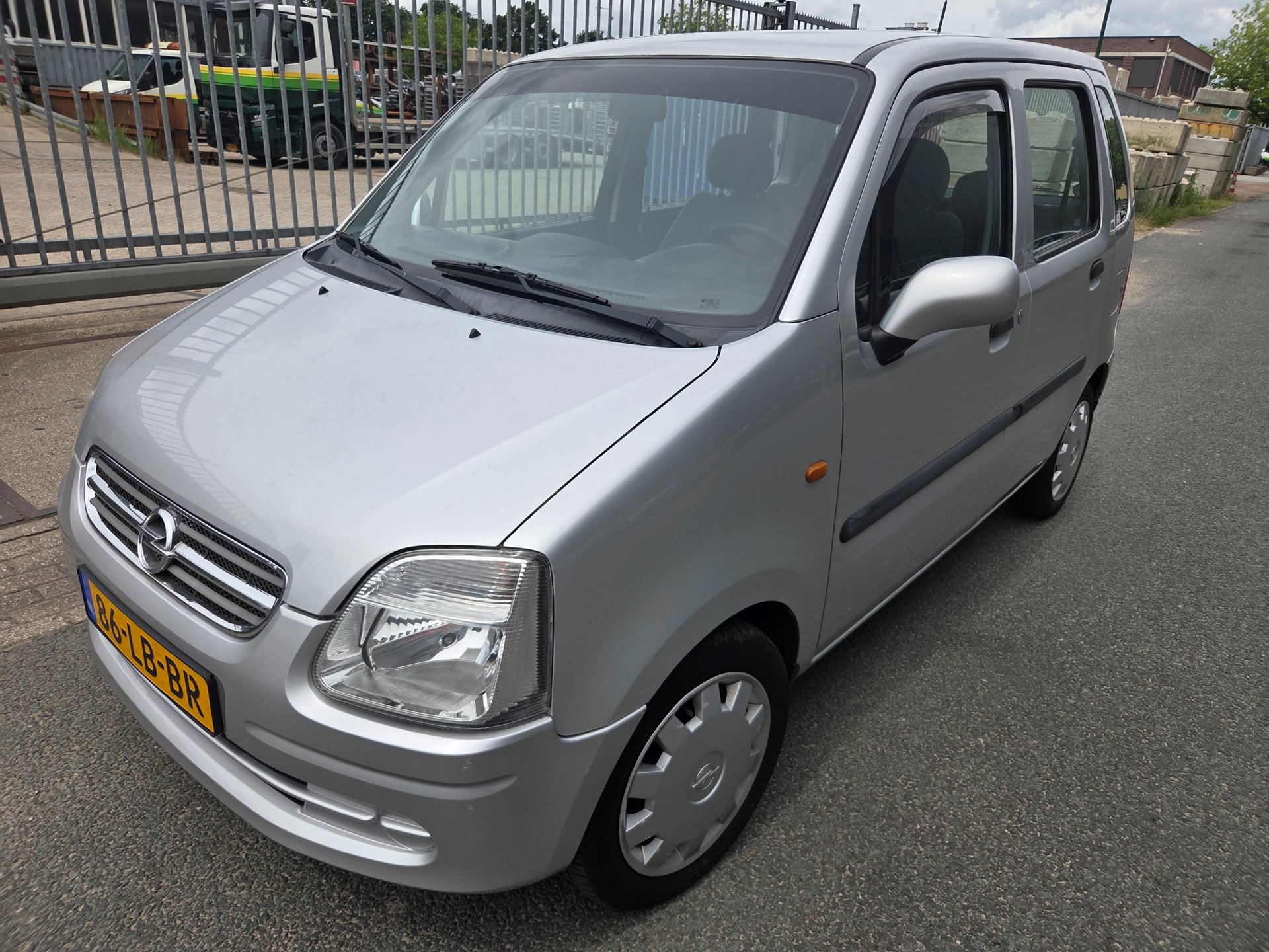 Foto van Opel Agila
