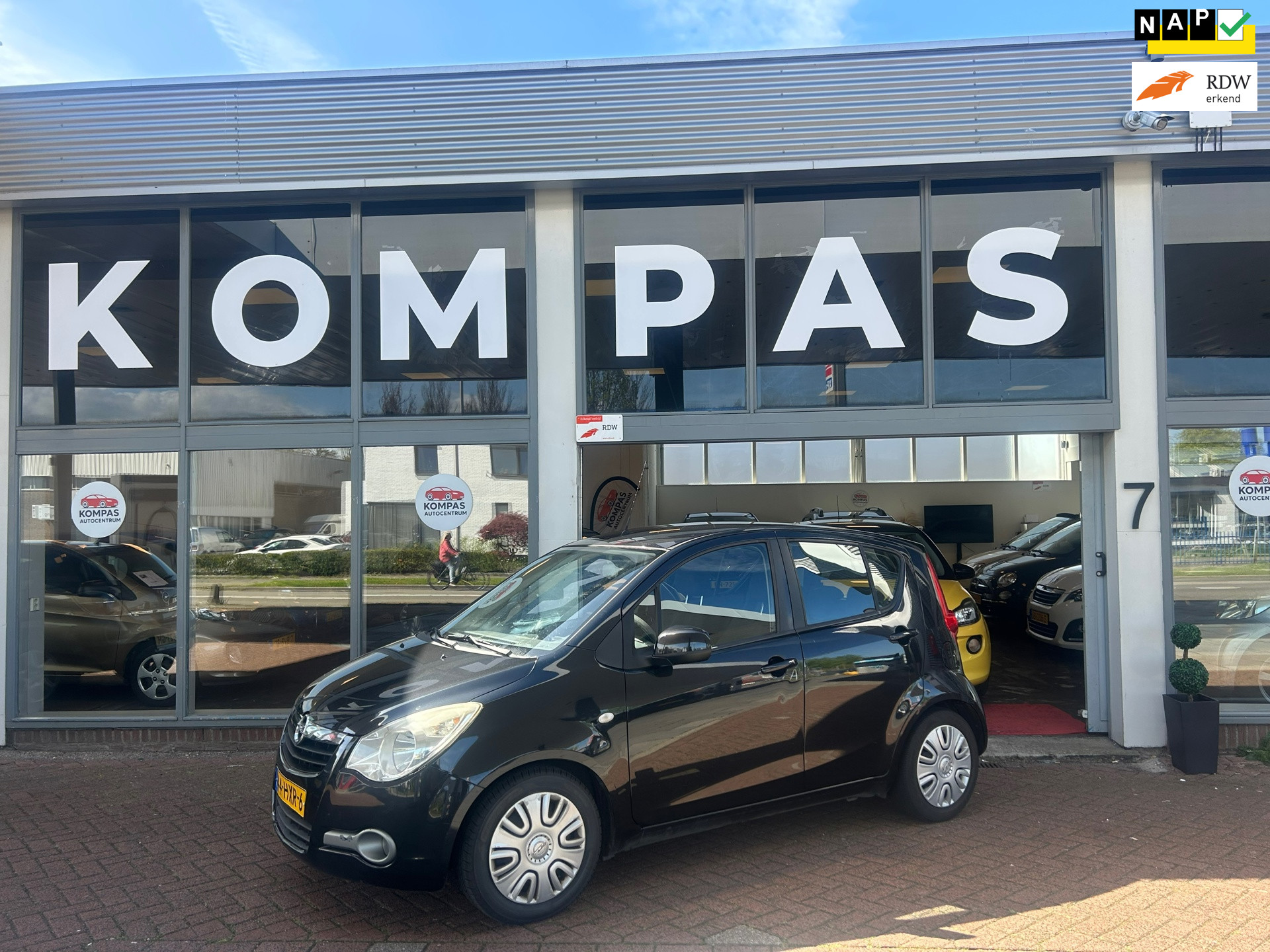 Opel Agila 1.2 Enjoy |CARPLAY|AIRCO|TREKHAAK|NAP|APK2027|EL.RAMEN|MULTI STUUR| 2009 - voorkant