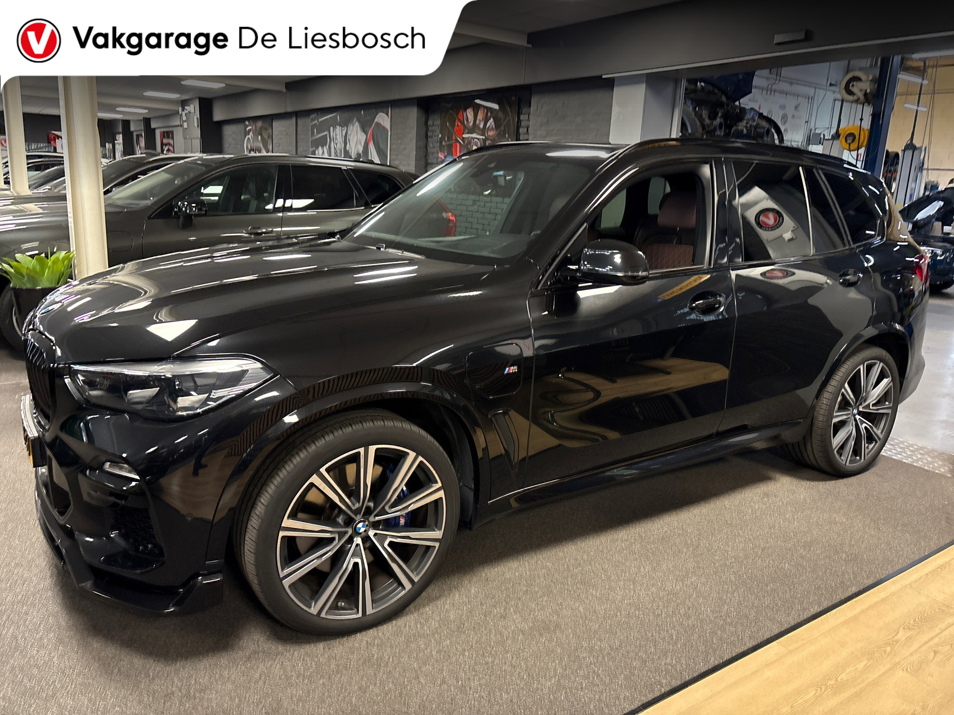 Foto van BMW X5 Xdrive45e