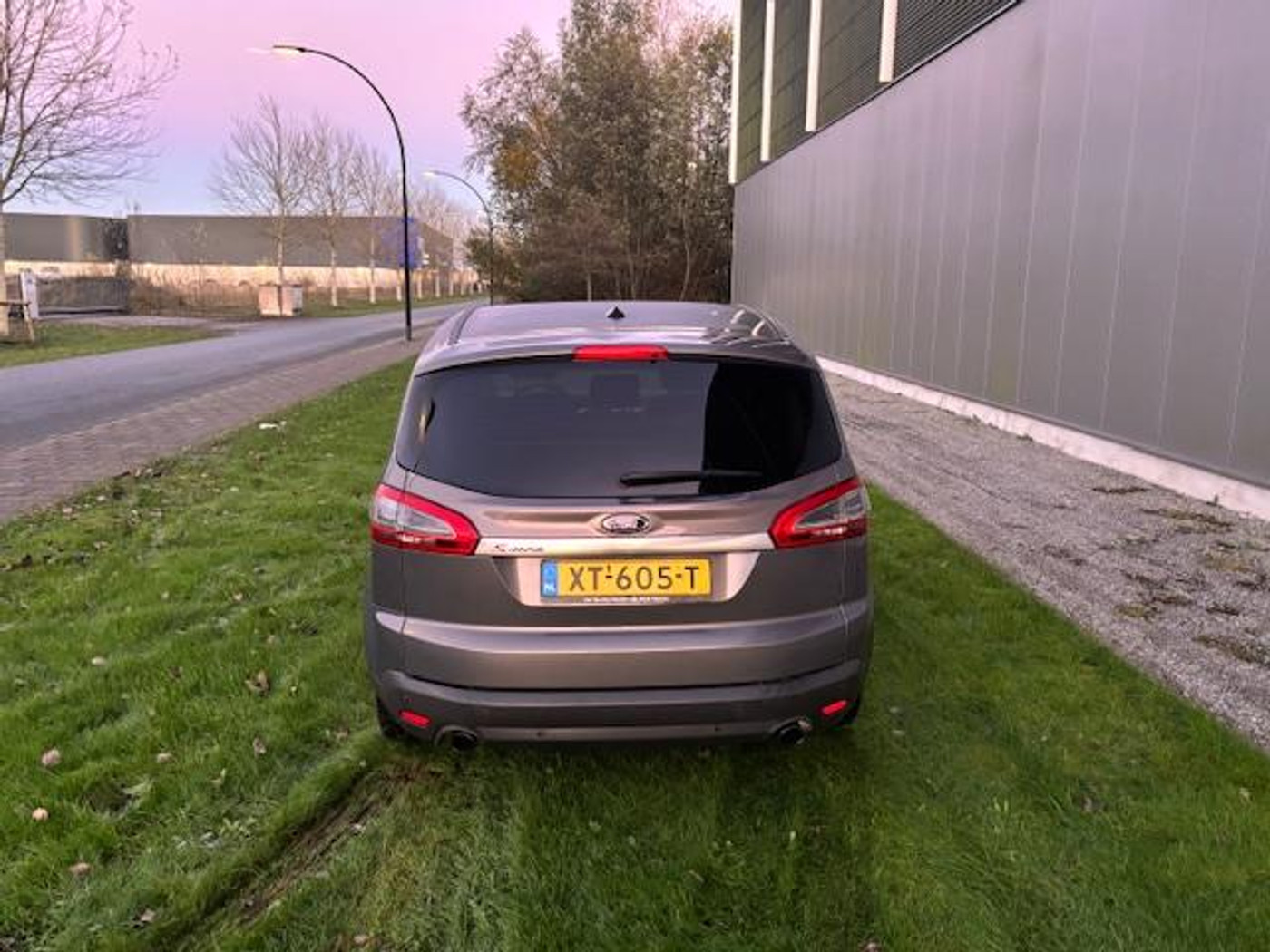 Foto van Ford S-max