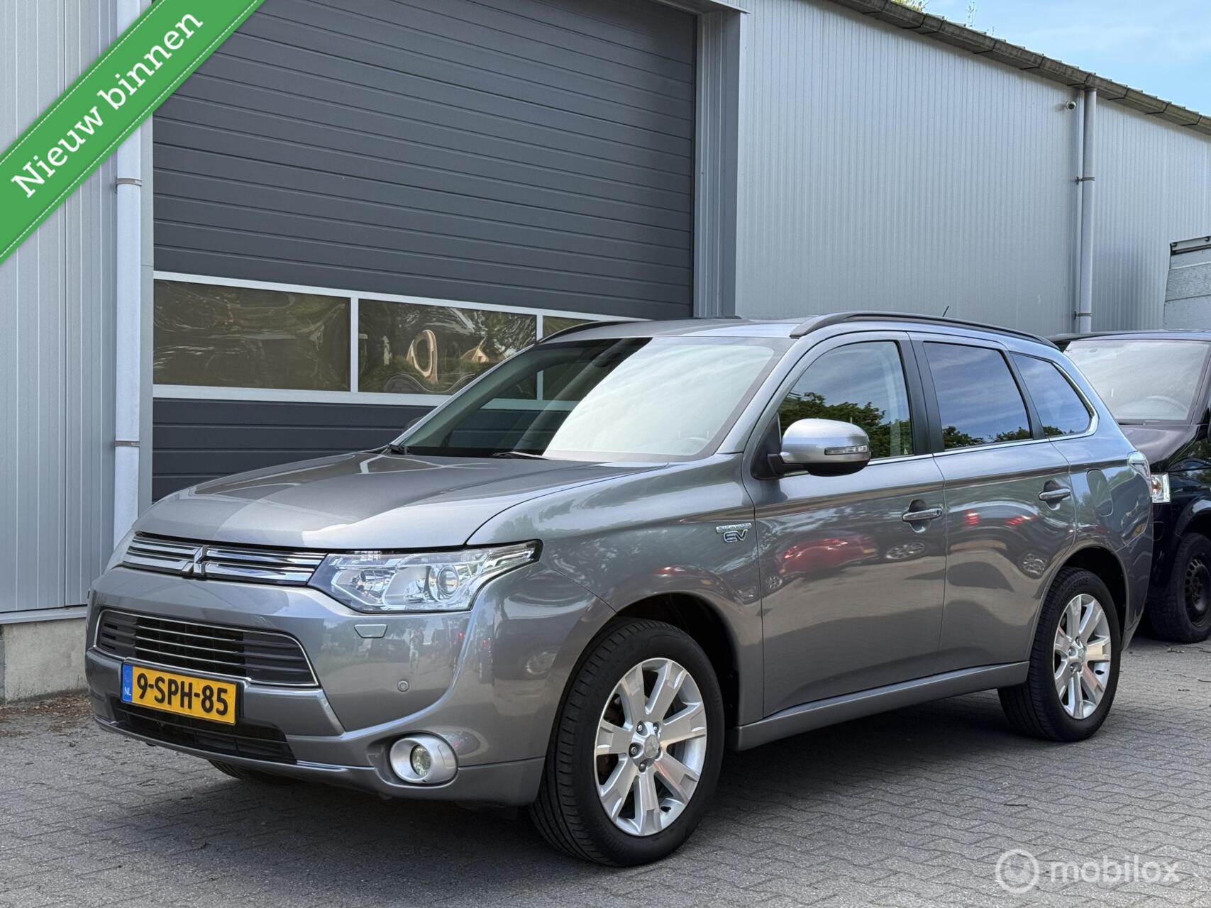 Foto van MITSUBISHI MITSUBISHI OUTLANDER